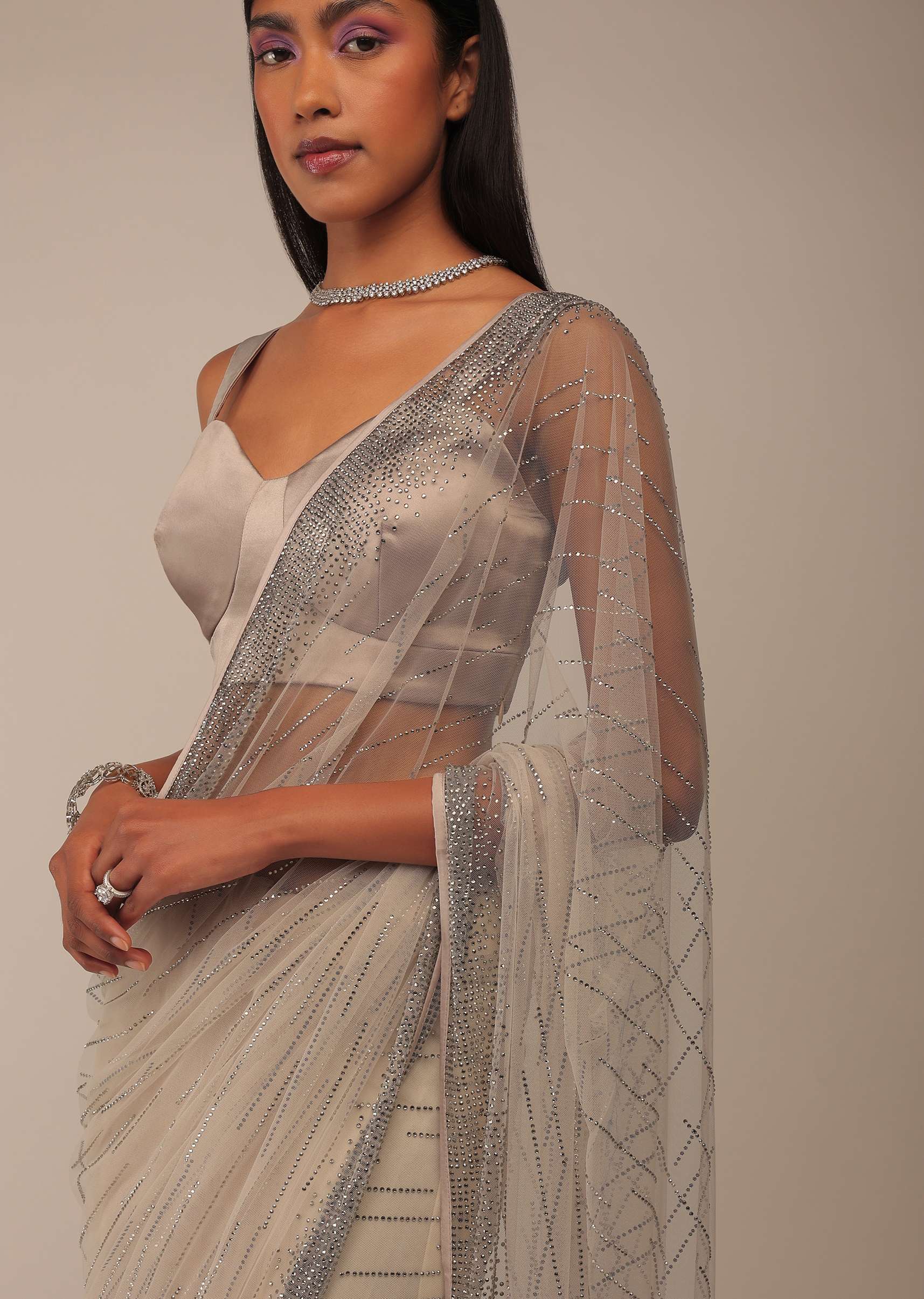 silver_birch_saree-k0161731y-sg99445_7_ffc6da8d-dd1f-41a9-81fd-c8c6d0bbaa3f.jpg