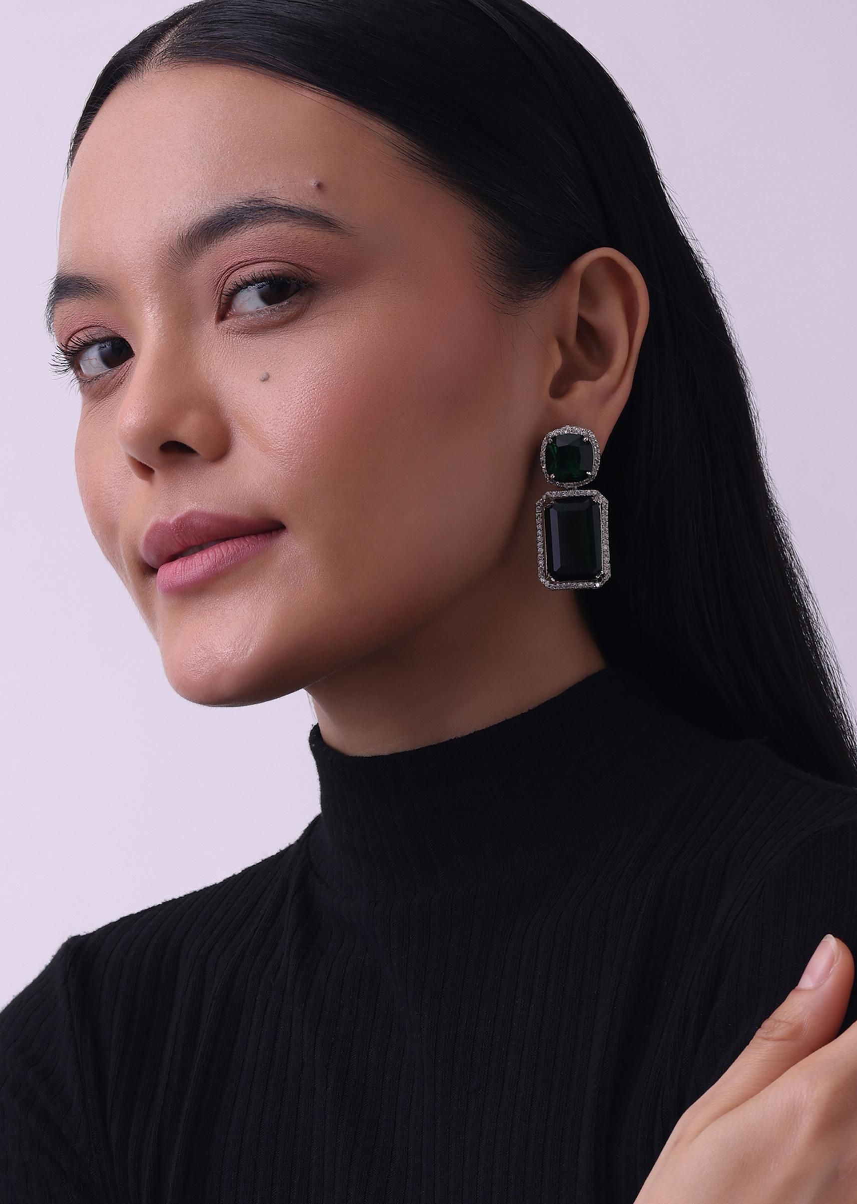 silver_finish_necklace_and_earring_set_studded_with_green_synthetic-sg159057_2_88ee4ffe-f839-42da-a550-30936947a98f.png