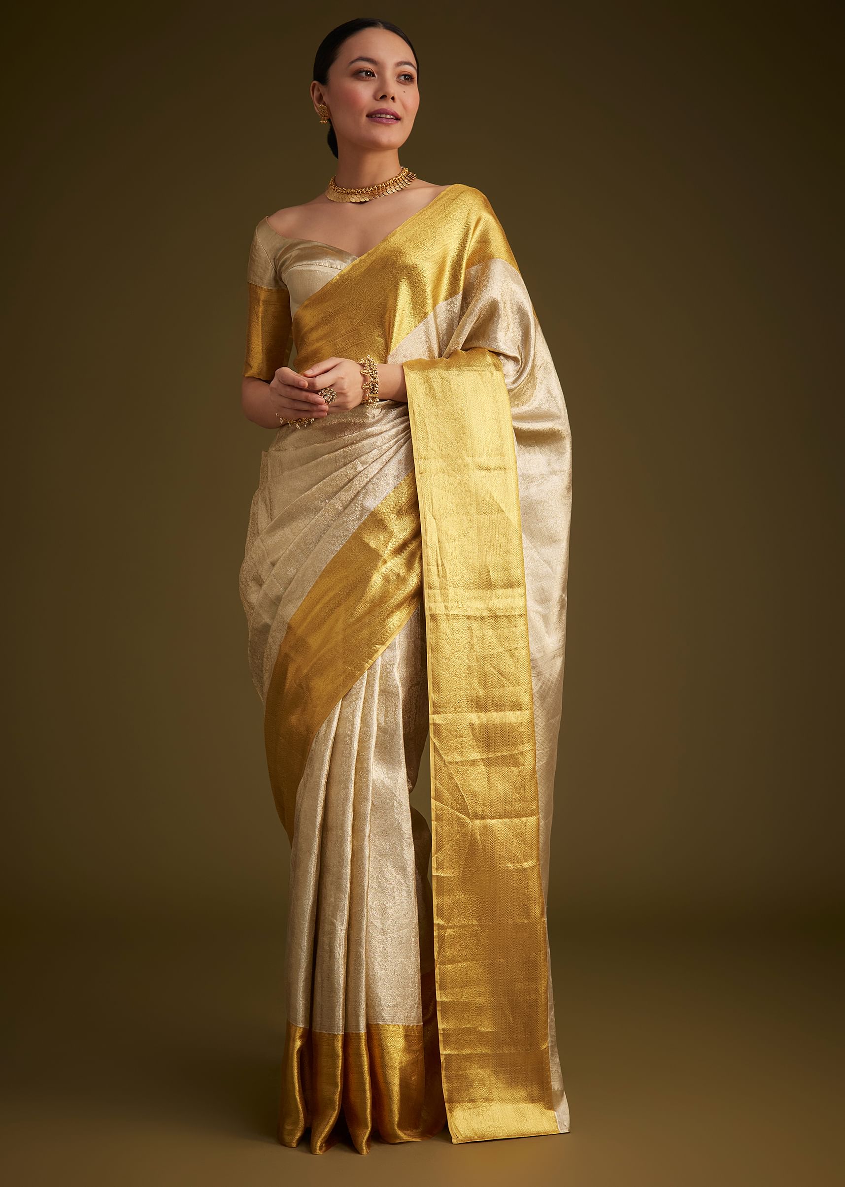 silver_kanjivaram_silk_saree_with_gold_contrast_border_and_p-sg292250_9_1c949e34-9363-4fab-ac71-7df1c7b34518.jpg