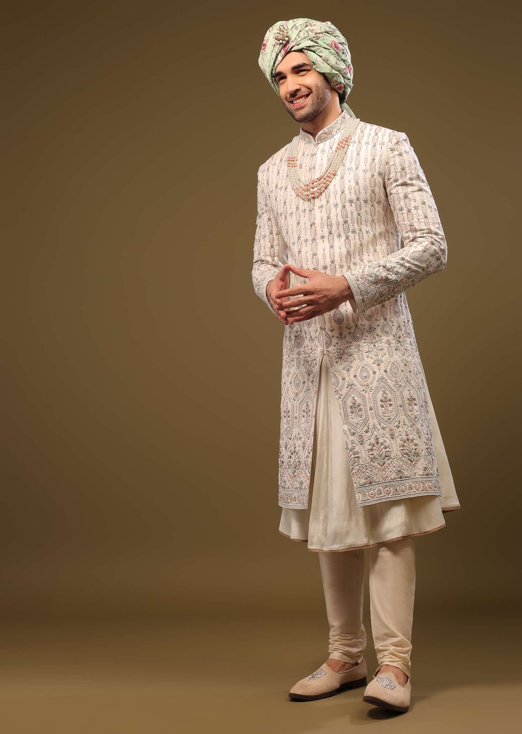 star_white_thread_embroidered_silk_sherwani_set-sg142643_5.jpg