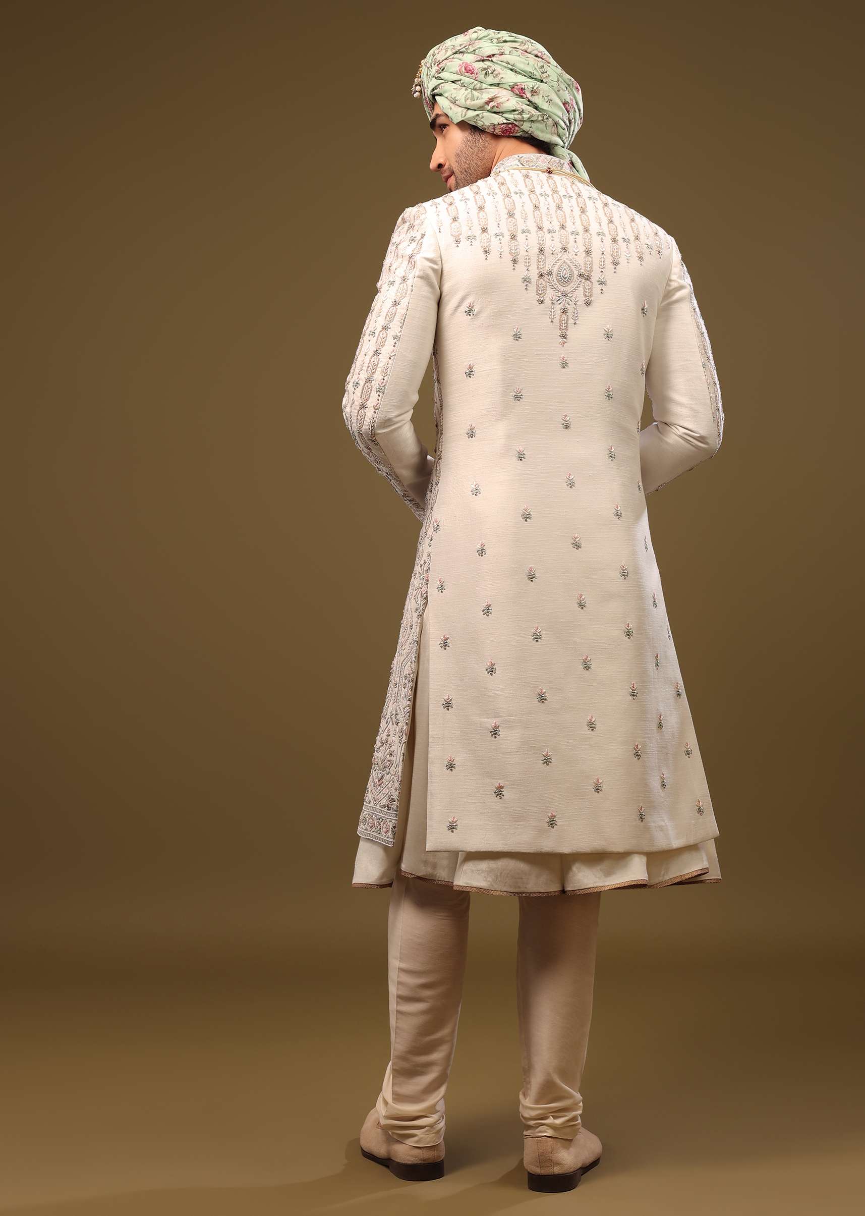 star_white_thread_embroidered_silk_sherwani_set-sg142643_7.jpg