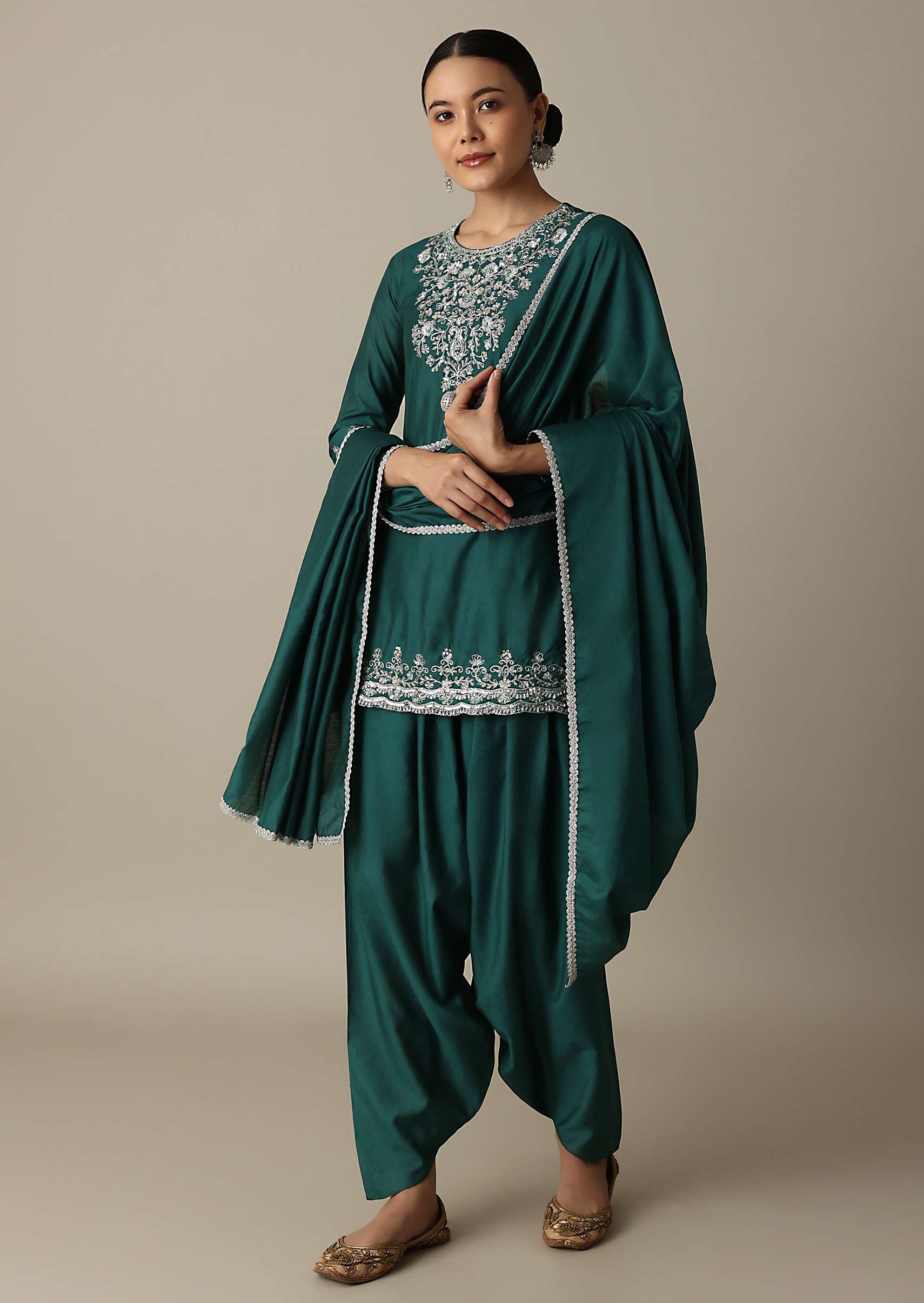 stunning_emerald_green_silk_embroidery_kurta_set-sg204219_7_b7a5ad53-102a-4797-a1b2-45235f3eeded.jpg
