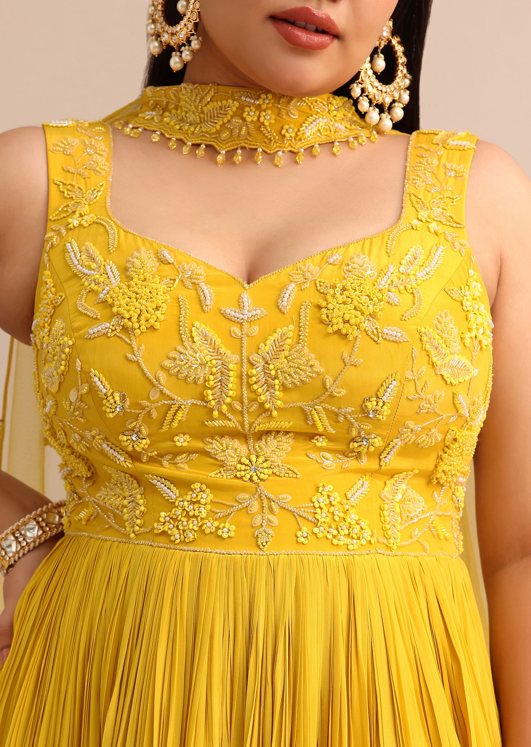 sweetheart_neck_embroidery_yellow_anarkali_suit_with-sg261590_2_e7a0b411-6757-4550-988d-03b943f6ee0c.jpg