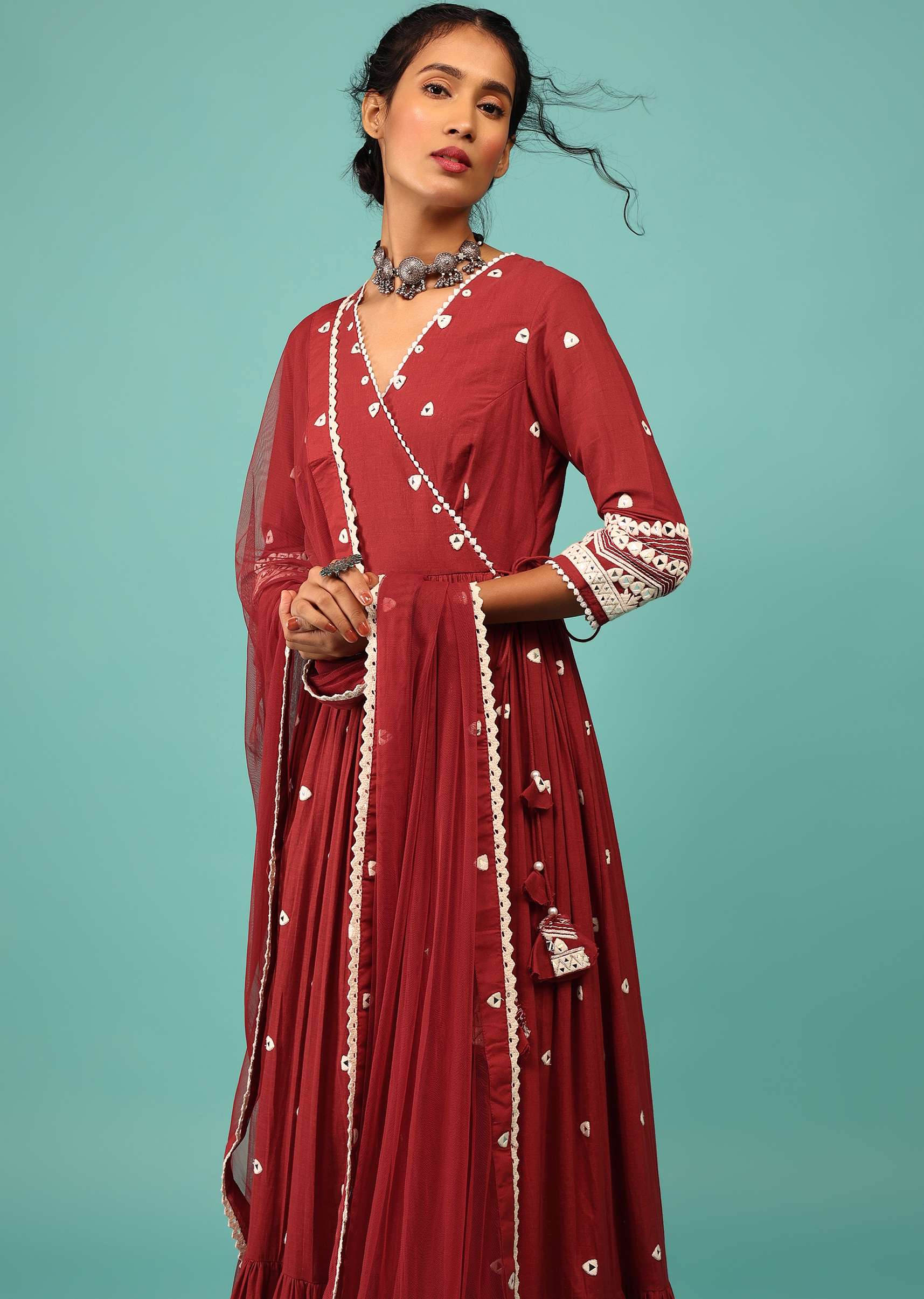 tango_red_anarkali_kurta_in_lucknowi_geometric-sg115922_5.jpg