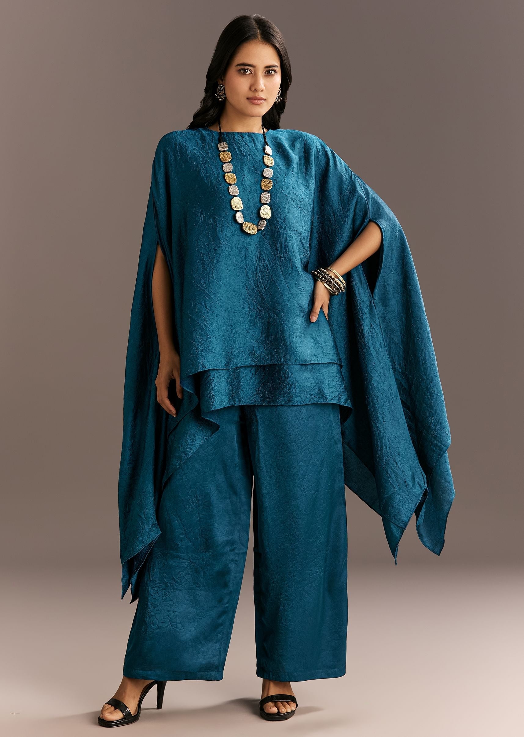 teal-blue-crush-silk-kaftaan-set-styled-with-stone-neckpiece-sg312707-1_501e83ee-3b80-47be-8c9d-0f9c2100bc7b.jpg