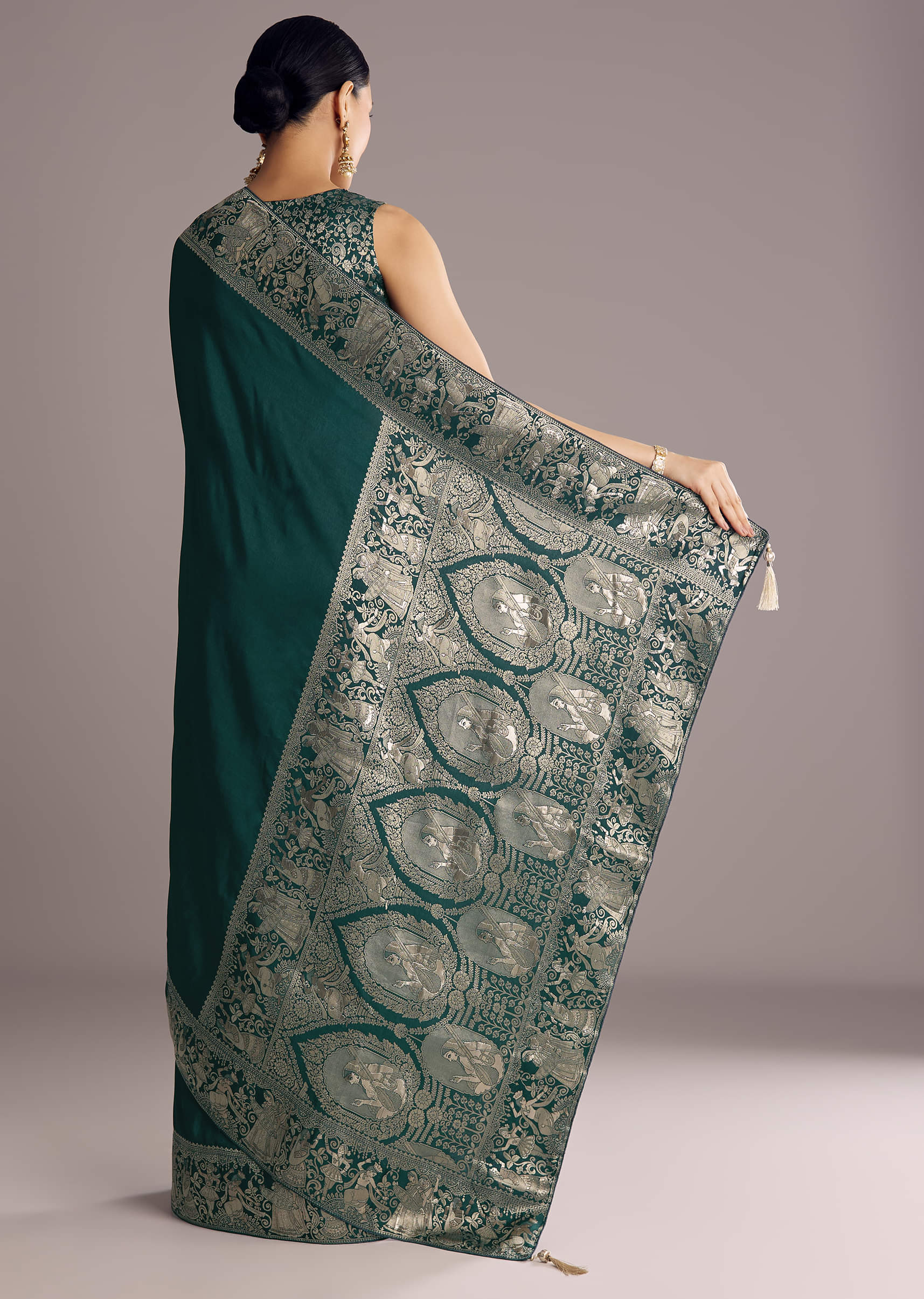teal-blue-dola-silk-saree-with-zari-woven-motifs-sg311858-4_c4b780cd-0fa7-47af-85b4-0295eac0d51b.jpg