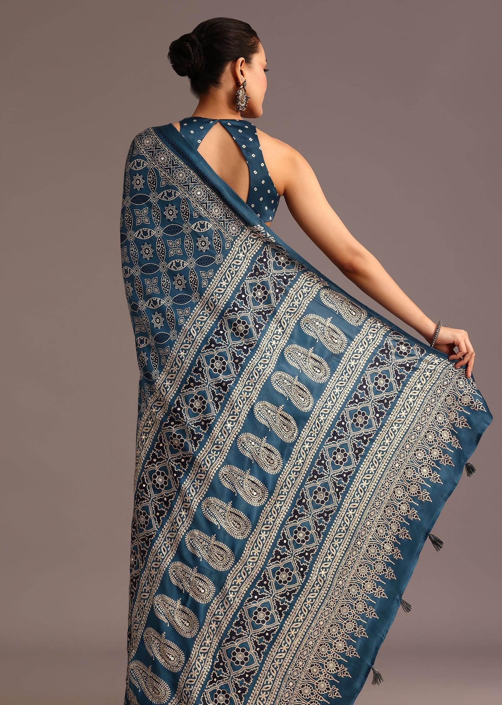 teal-satin-ajrakh-print-saree-with-mirror-embellished-border-and-pallu-sg257826_4_26c9040b-7b95-4c28-a348-07a4d75517d7.jpg