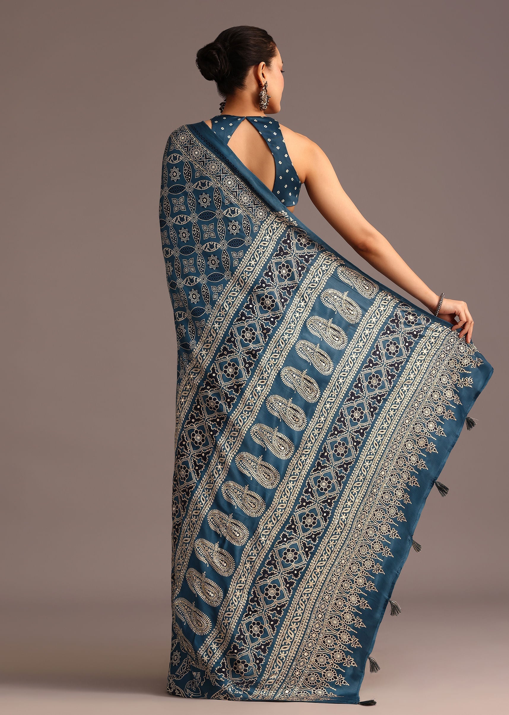 teal-satin-ajrakh-print-saree-with-mirror-embellished-border-and-pallu-sg257826_5_1650b12e-d155-4073-9240-9e91665c003d.jpg
