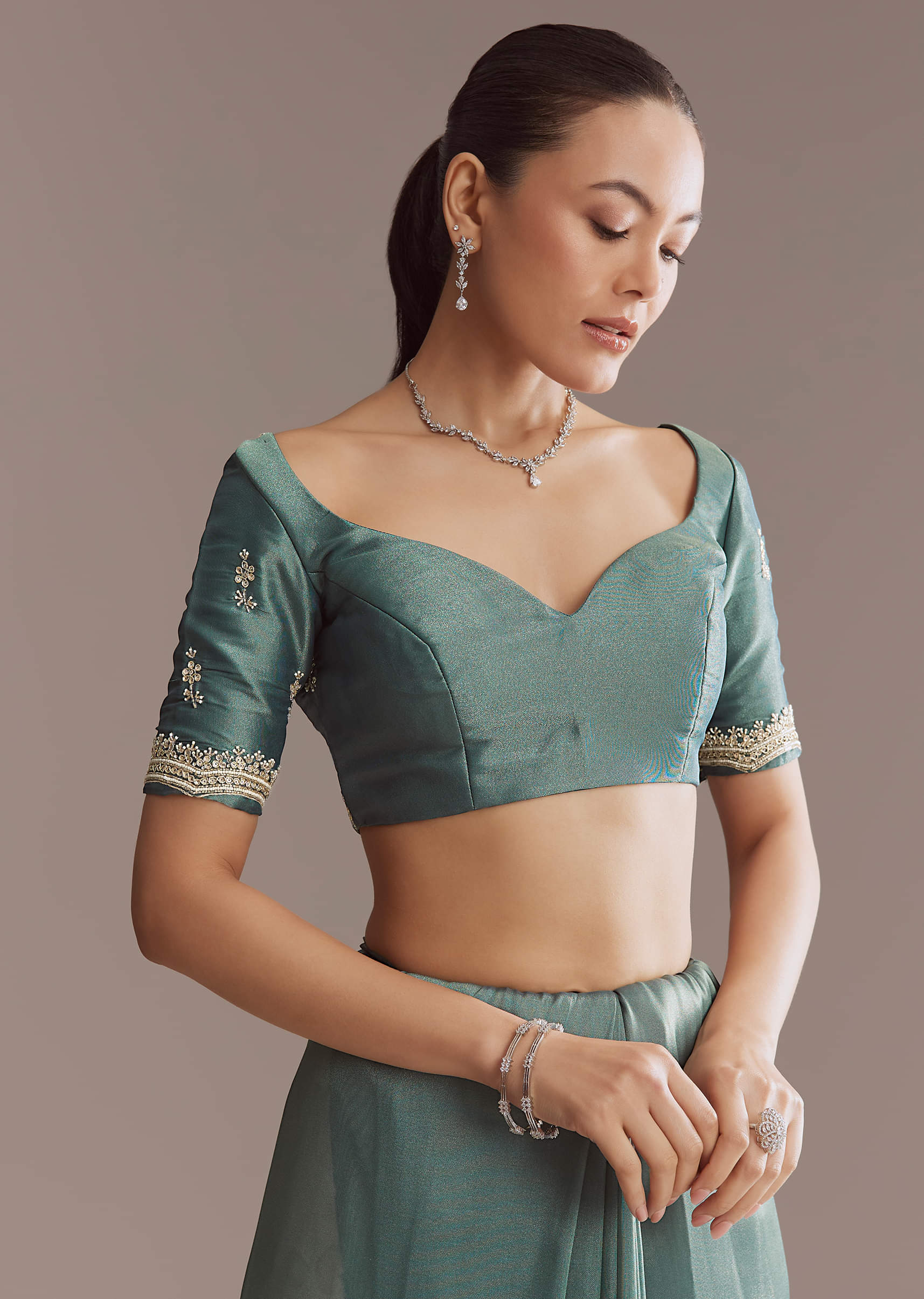 teal_green_silk_saree_with_bead_and_sequin-sg338671-9_3.jpg