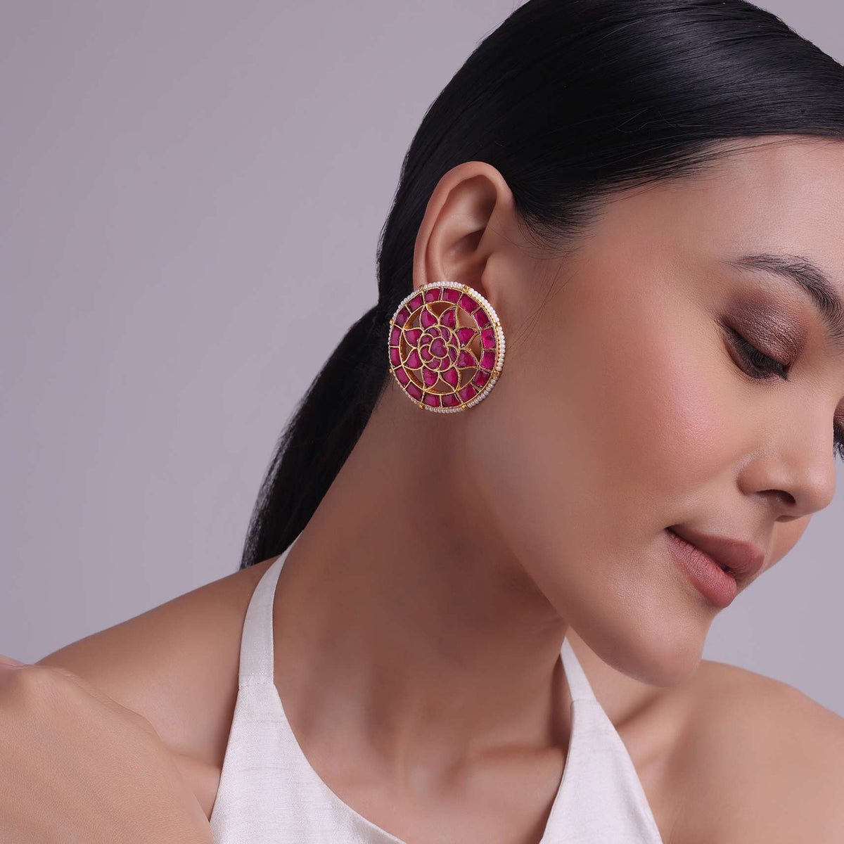 traditional_kundan_stud_earrings_with_ruby-sg145804_3_04201408-799e-4421-a8b8-e2536e798a43.jpg