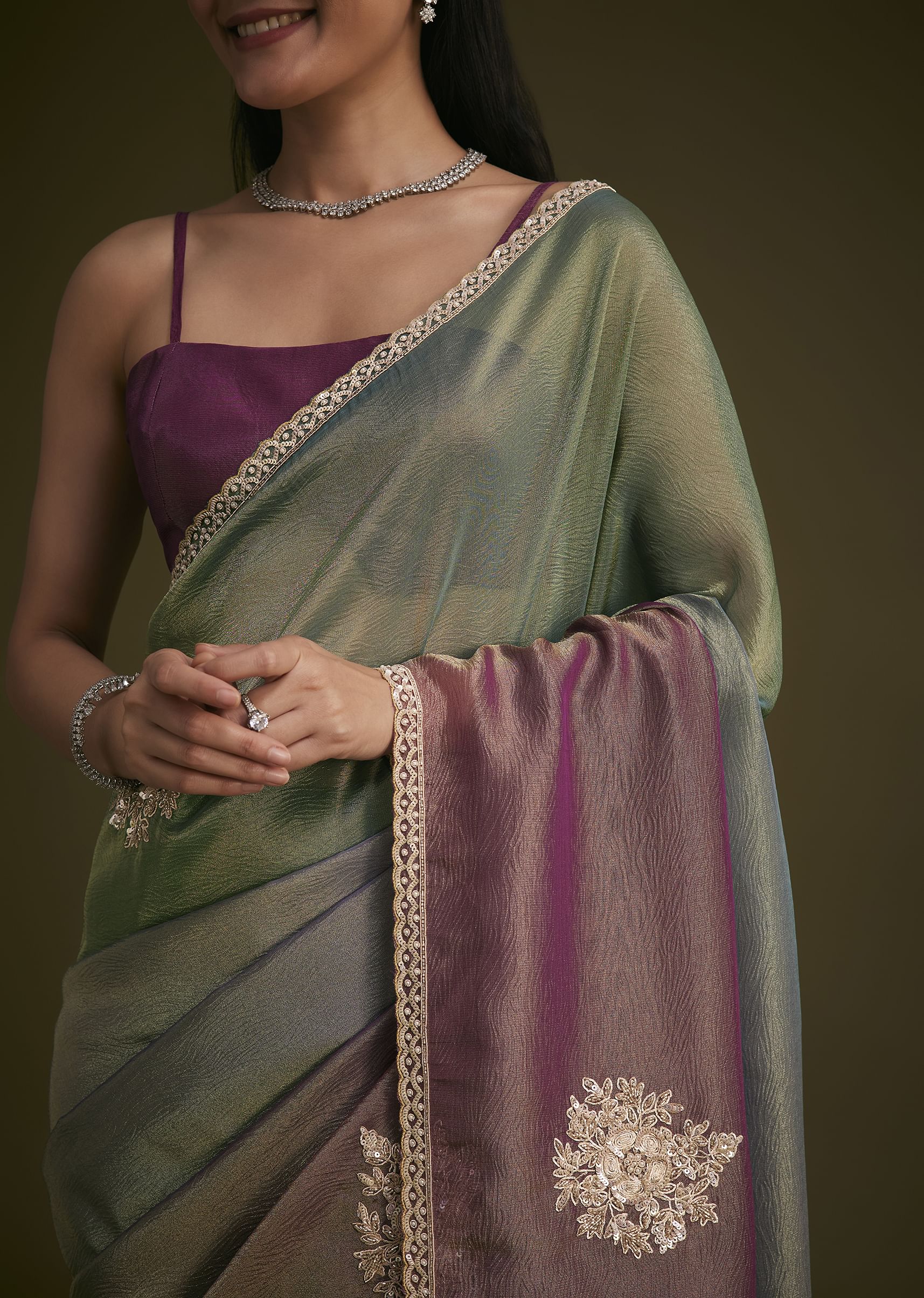 triple_toned_tissue_sequins_saree-sg284334_17_e36909d4-e741-44c5-87e4-548a3dbc3d00.jpg