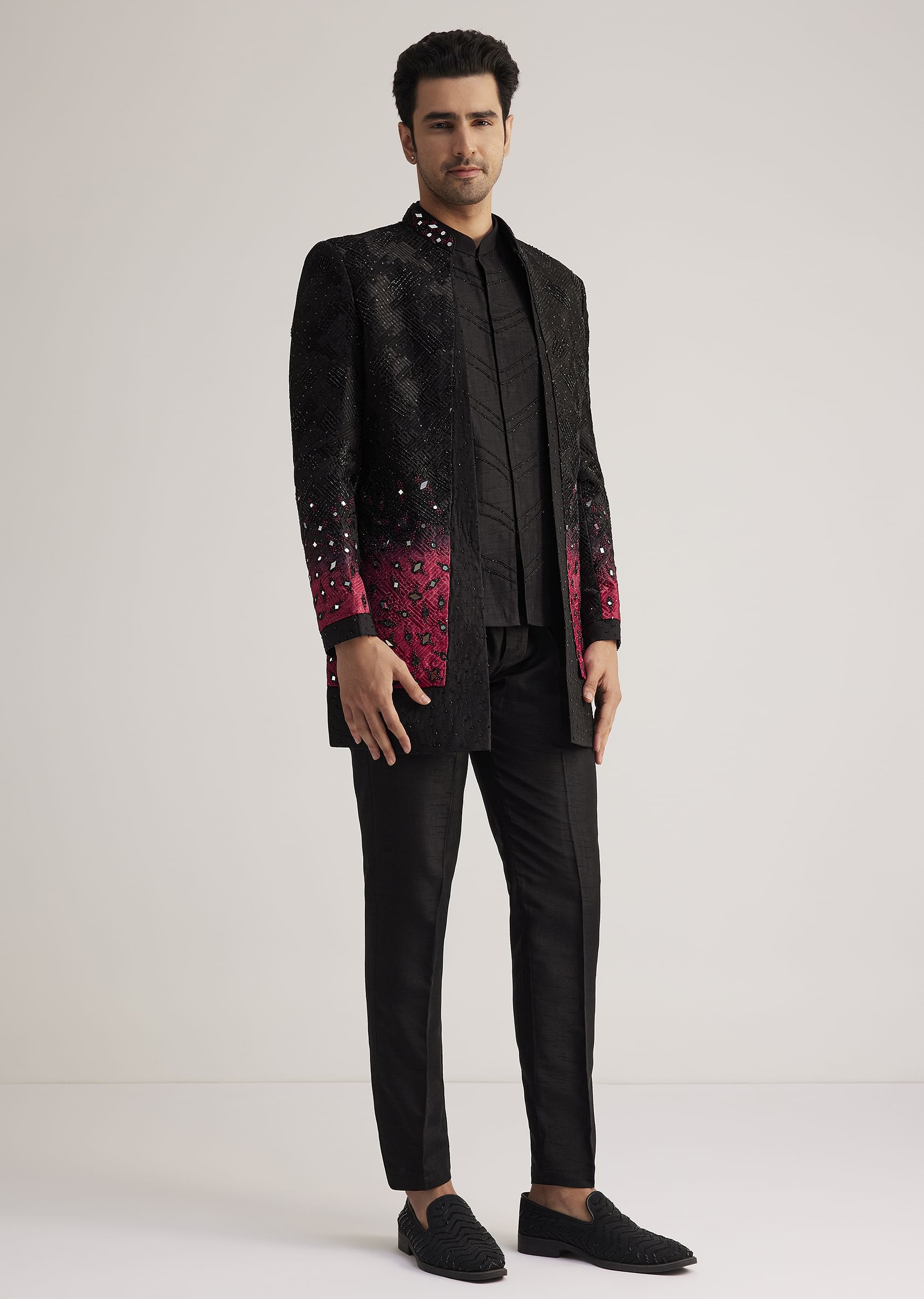 turn_heads_at_any_celebration_with_this_black_and_red_silk_j-sg270103_6_46f9cf0d-f689-4249-97d3-e9e0e98117d7.jpg