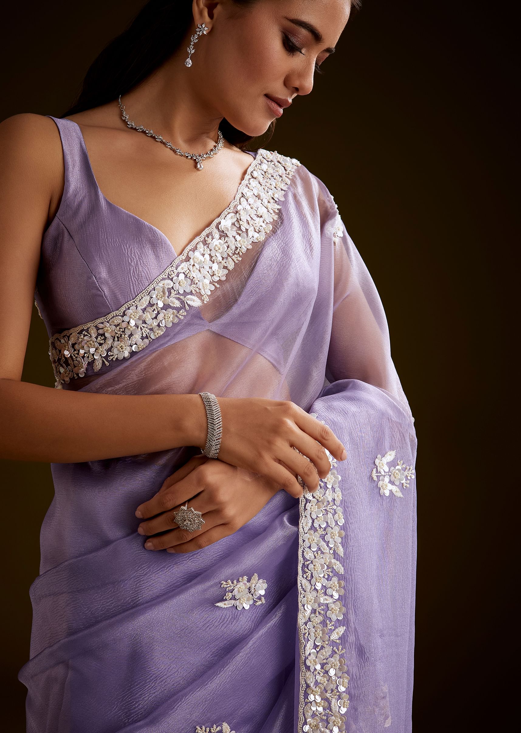 violet-tissue-saree-with-floral-embroidery-and-scallop-border-sg286916-2_63a42a57-49d6-4580-85e0-c99a317d5e77.jpg
