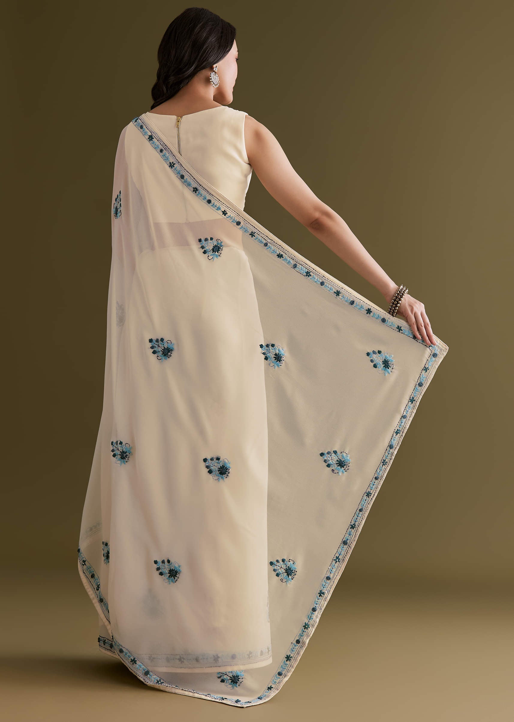 white-and-blue-georgette-saree-with-kashmiri-bud-embroidery-sg293149-4_350749c1-2e3b-4575-9969-83db03695aa6.jpg
