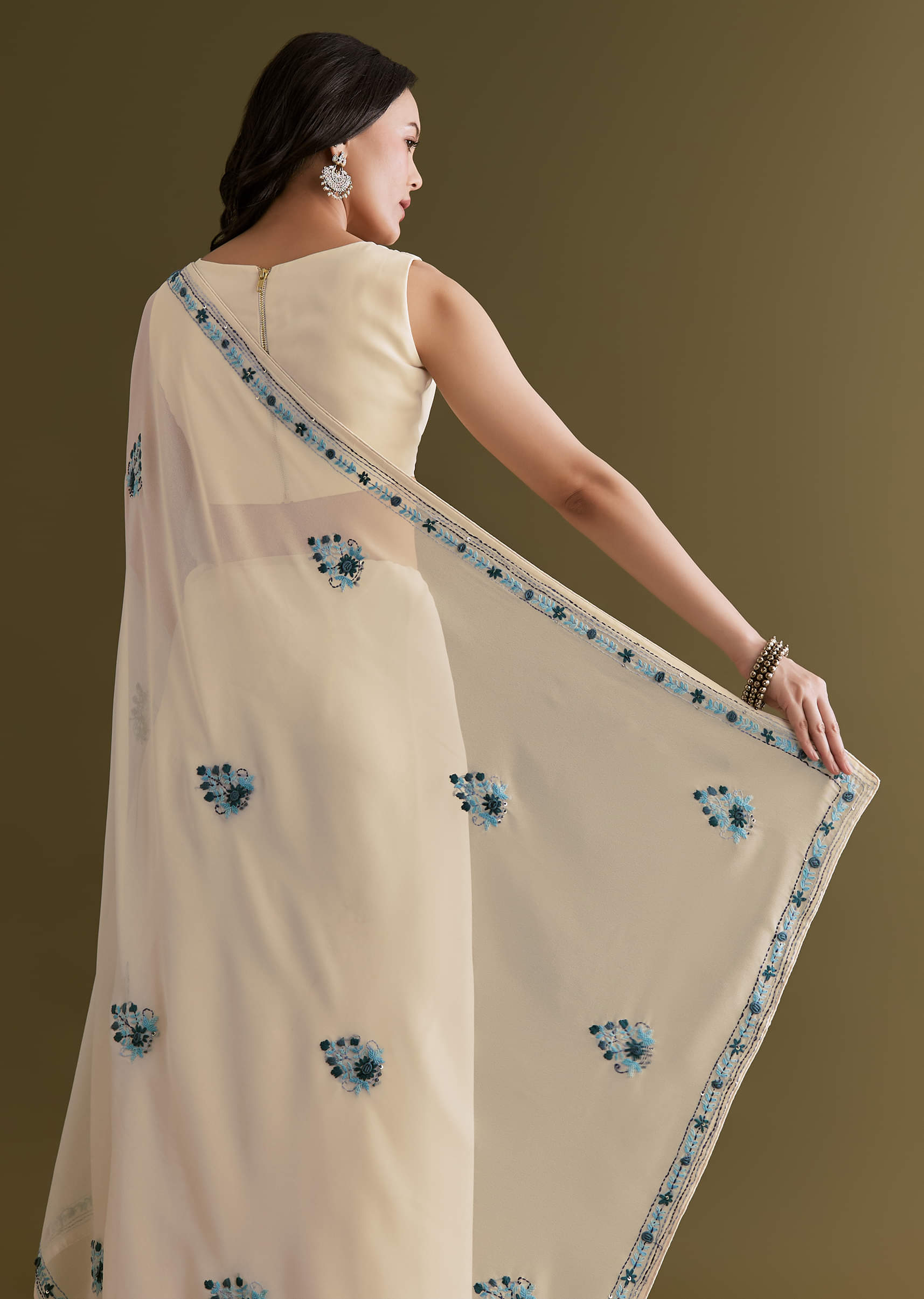 white-and-blue-georgette-saree-with-kashmiri-bud-embroidery-sg293149-6_3359ab98-1cb1-42f0-b77d-cd5b286433cc.jpg