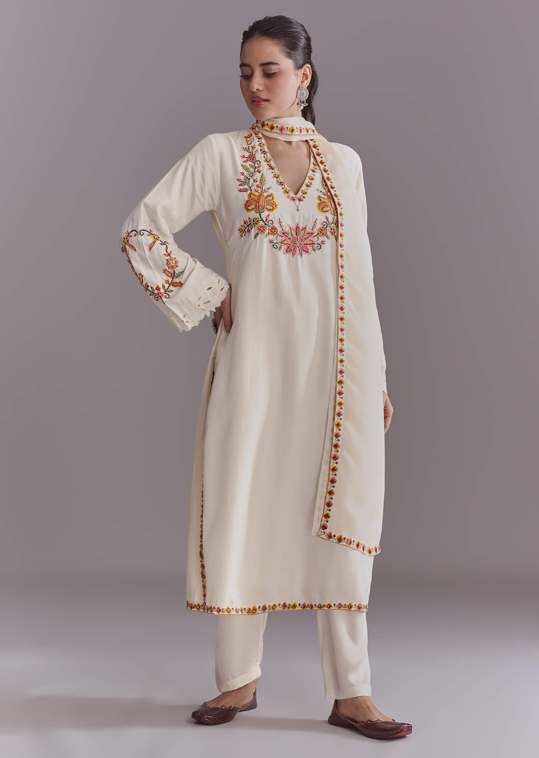 white-crepe-kurta-set-with-multicolour-resham-work-sg351088-1_3815a51d-b8ee-462b-a91b-7ebc722ff40b.jpg