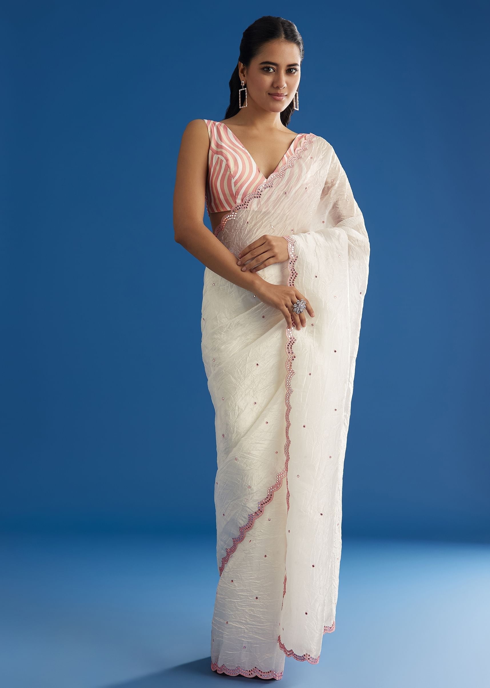 white-crepe-silk-saree-with-mirror-scallop-border-and-pink-contrast-blouse-sg299437-2_c3461d22-be50-41a9-a9e1-223b8402feaf.jpg
