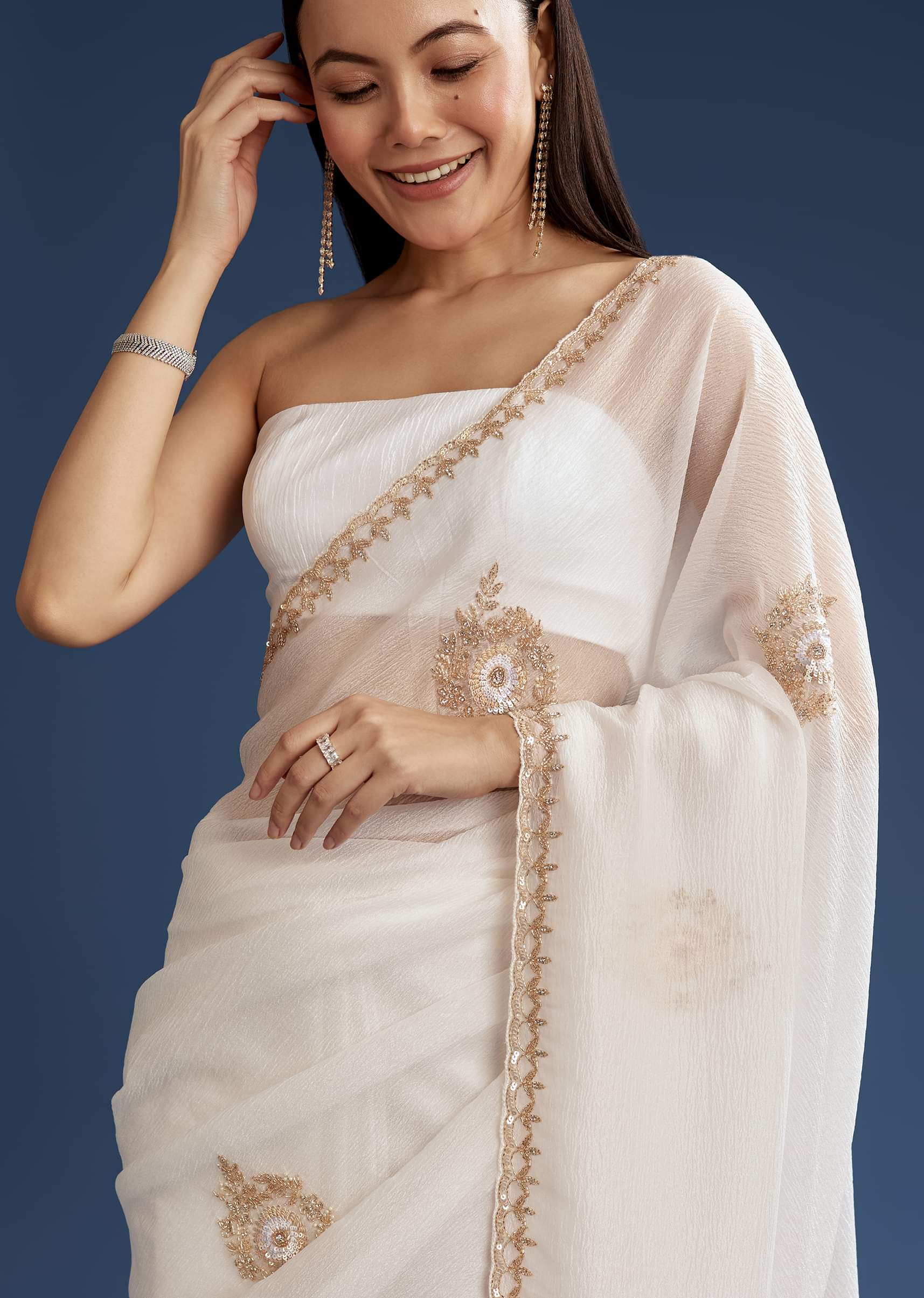 white-crushed-tissue-cutdana-and-sequin-embroidered-saree-sg296091-2_045e7f80-b924-4c08-ba3c-5adb7e8ee603.jpg