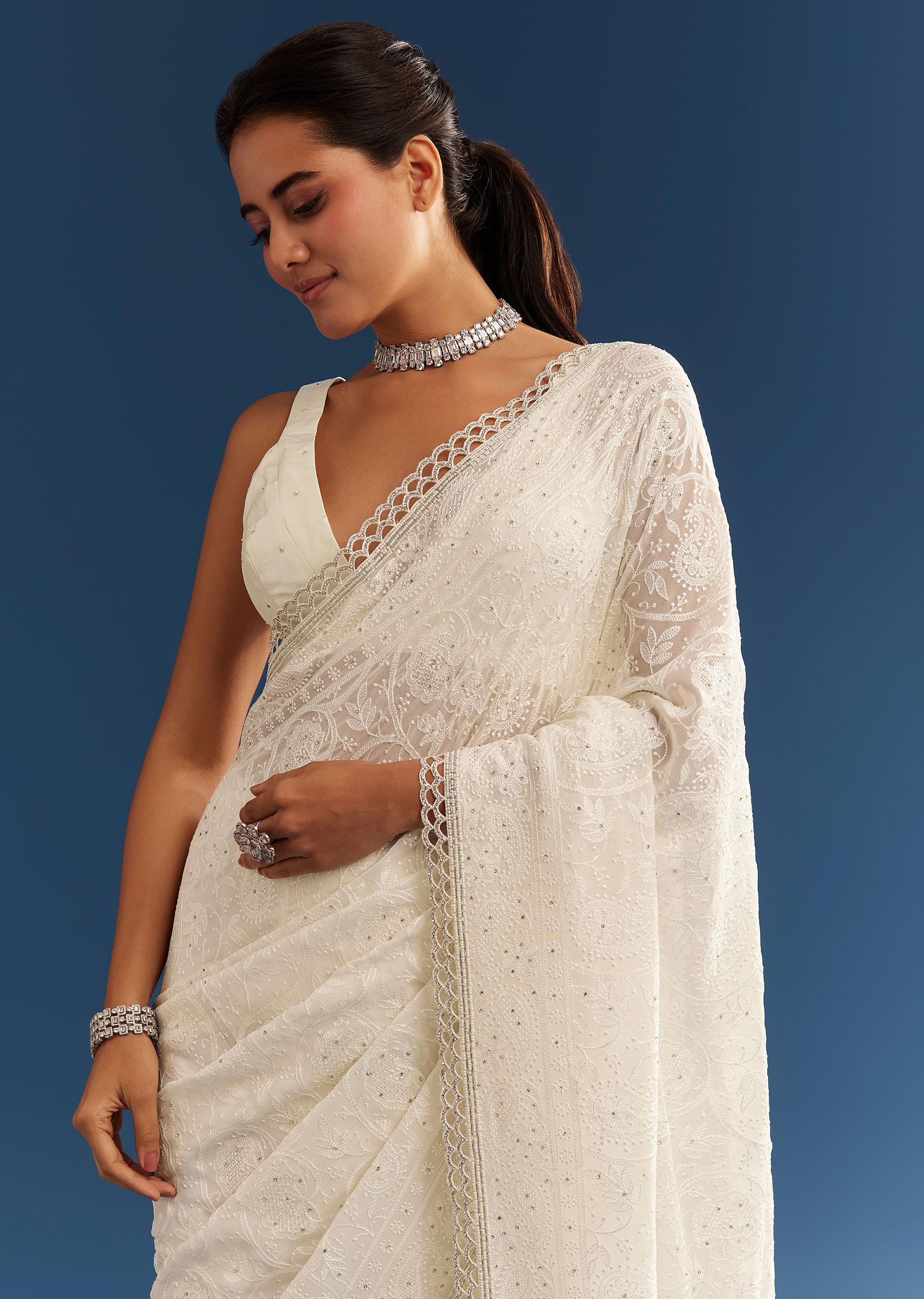 white-georgette-chikankari-embroidered-saree-sg284528-3_711b419b-6758-4958-928d-7b49bab94a35.jpg
