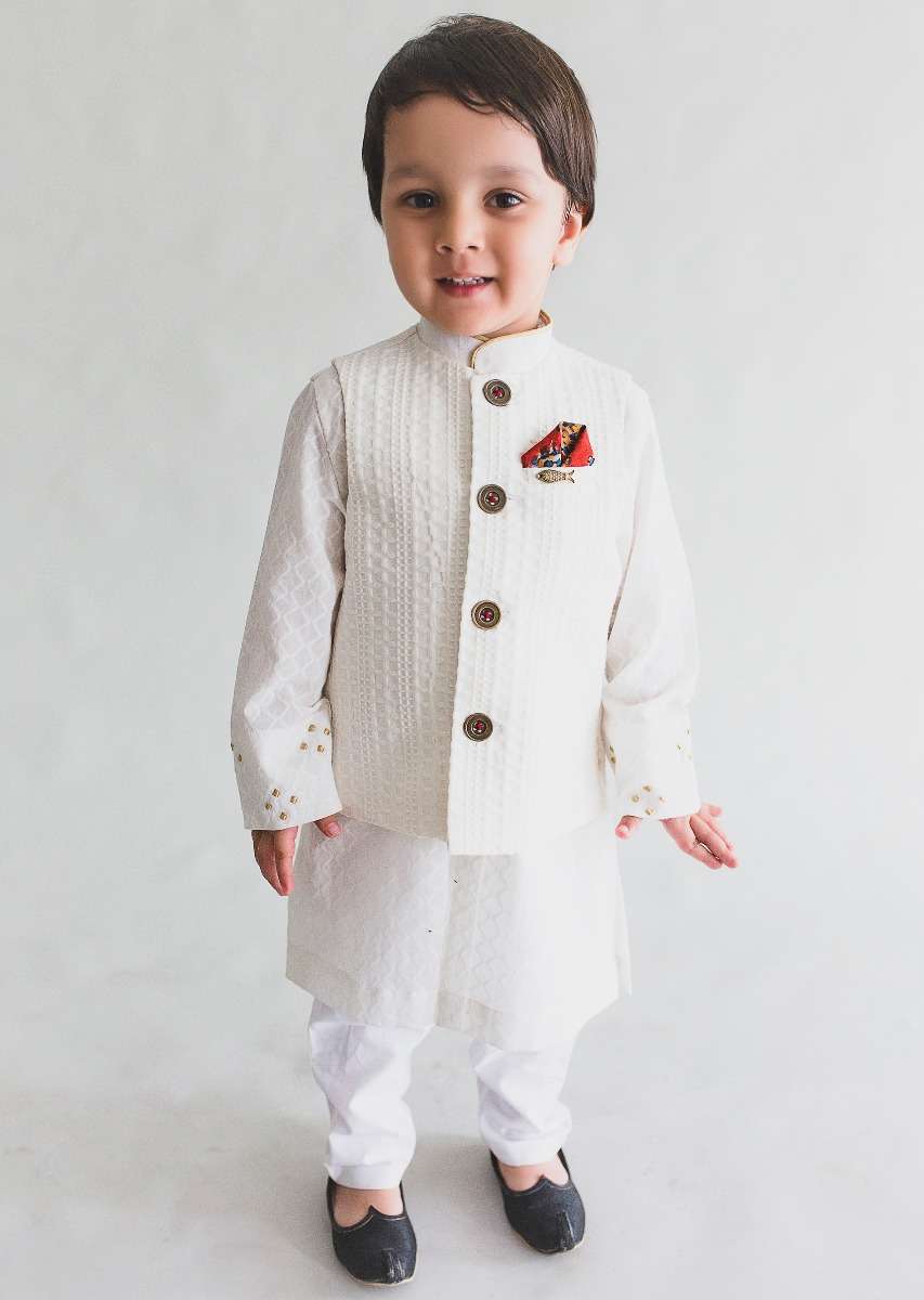white-jacquard-bundi-and-kurta-set-with-embroidered-sleeves-by-tiber-taber-sg45670_4_8f462eca-2e12-4d46-96b4-211b90897bc5.jpg