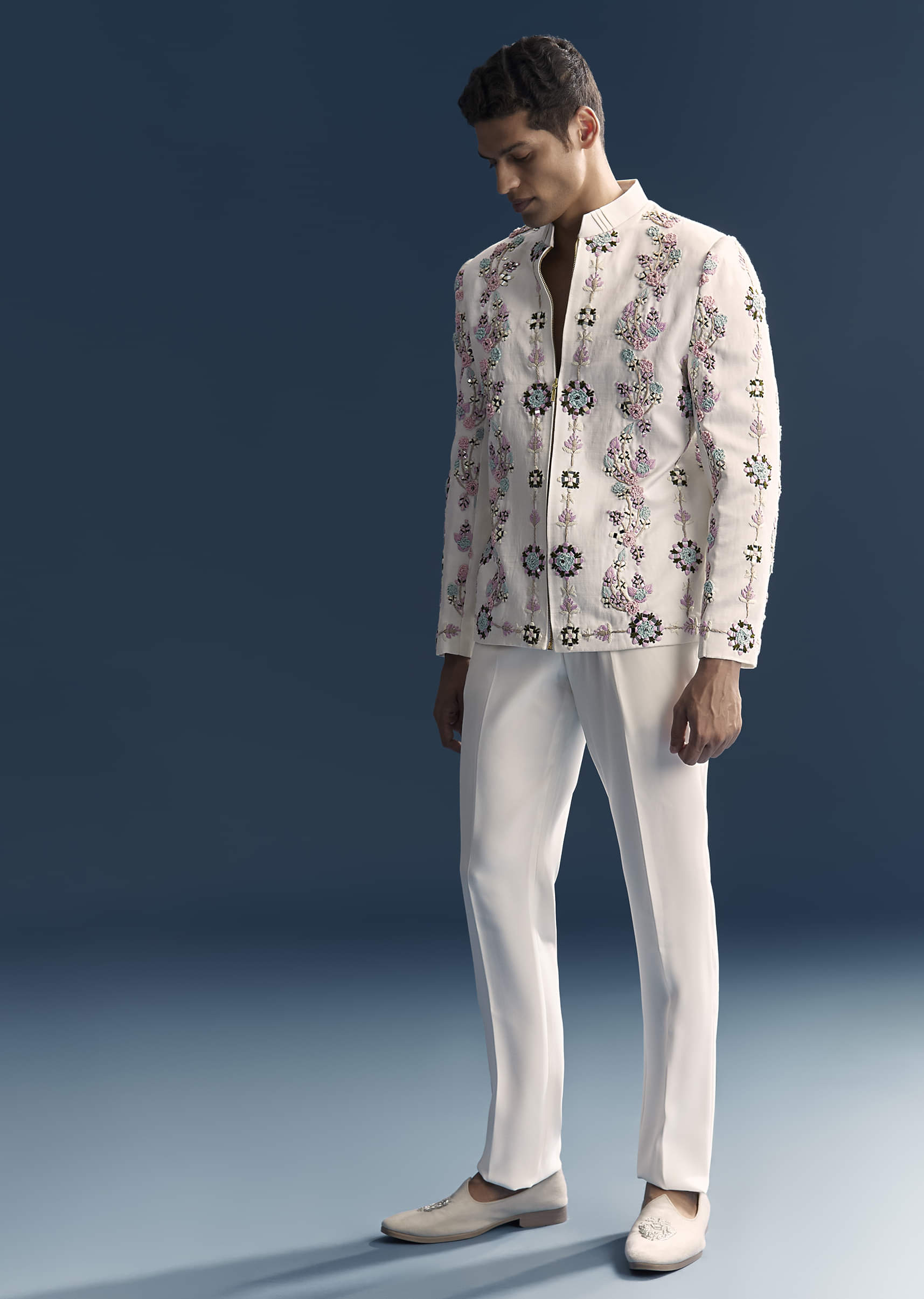 white-jodhpuri-suit-for-men-with-heavy-hand-embroidery-sg335396-3_1.jpg