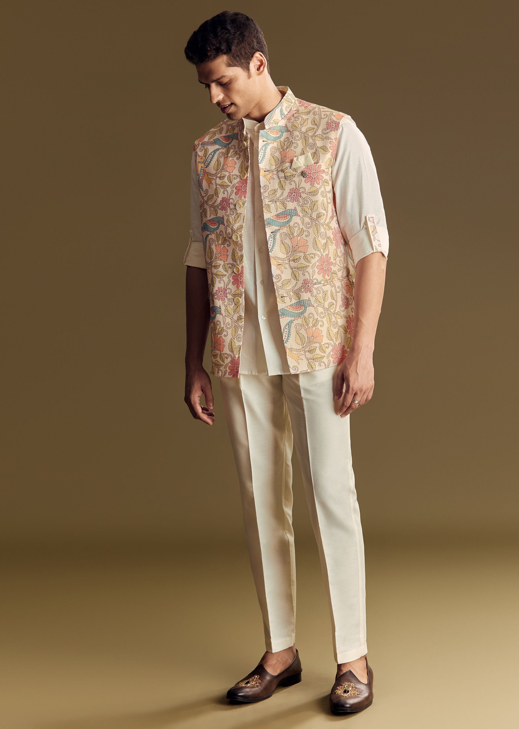 white-linen-jacket-kurta-set-accentuated-with-kantha-embroidery-sg322556-4_d97b64c4-07af-4e84-96ed-9fdb030753a8.jpg