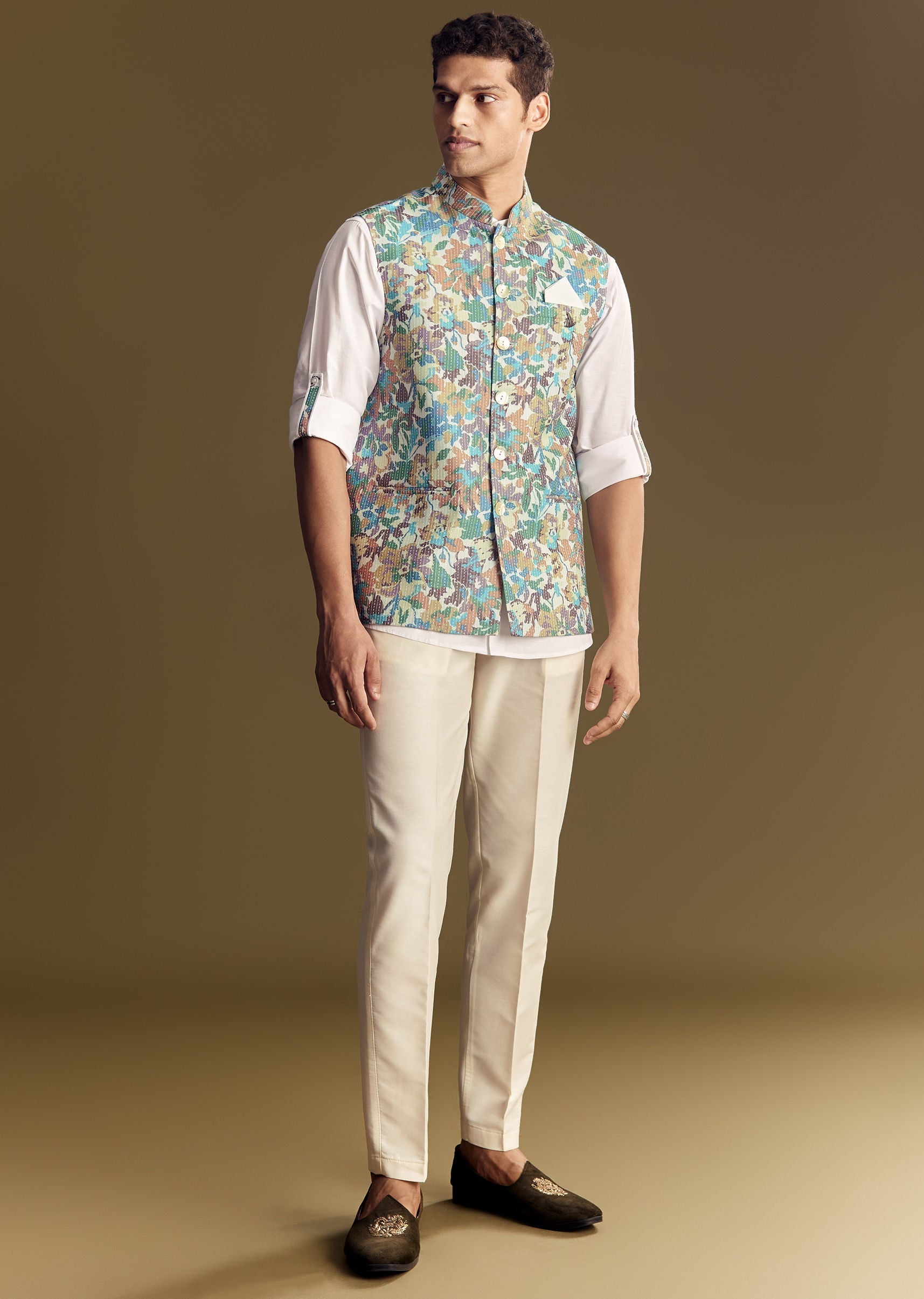 white-linen-jacket-kurta-set-with-multicolor-kantha-detailing-sg322380-4_436dccfa-91f3-4829-8768-0b3a7612f469.jpg