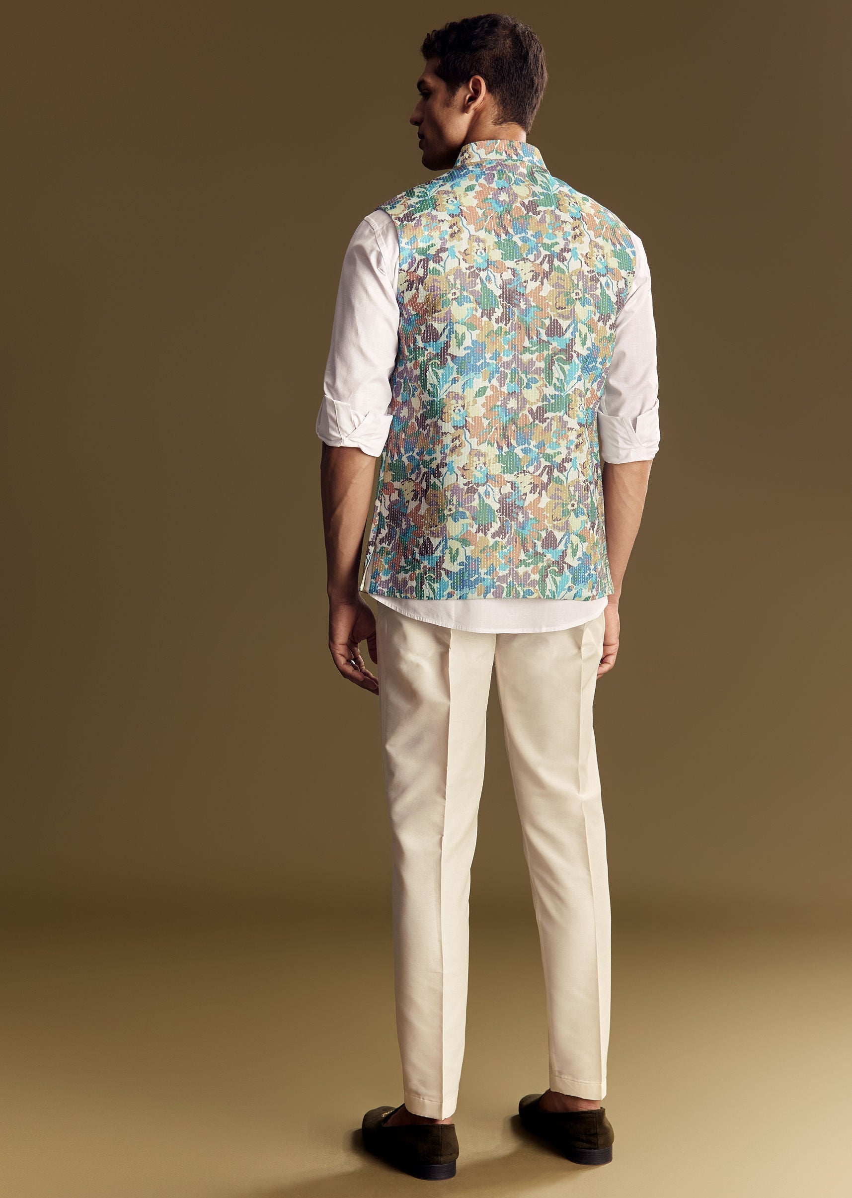 white-linen-jacket-kurta-set-with-multicolor-kantha-detailing-sg322380-5_29f482dd-0356-4cfb-9f0e-3865974764a6.jpg