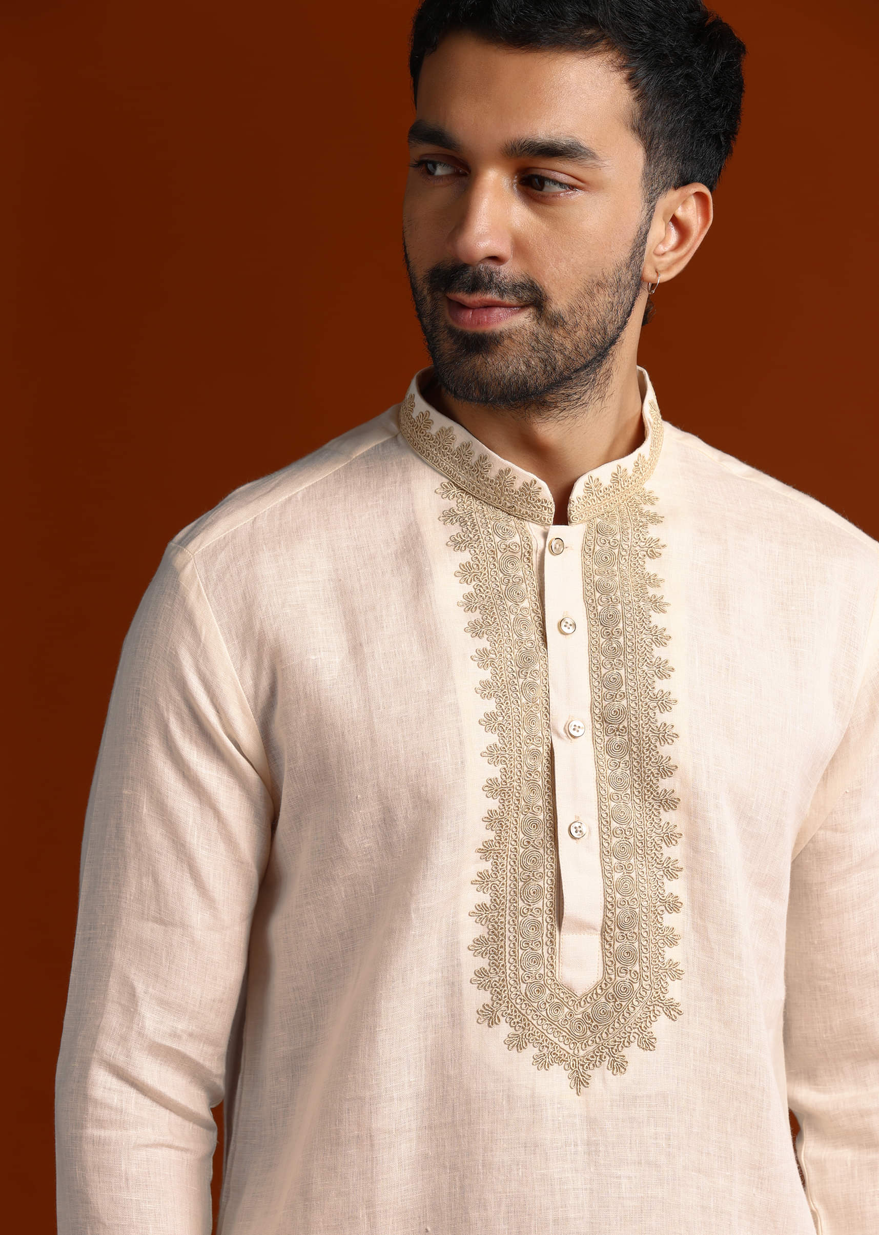 white-linen-kurta-set-for-men-with-intricate-thread-work-sg321676-3.jpg