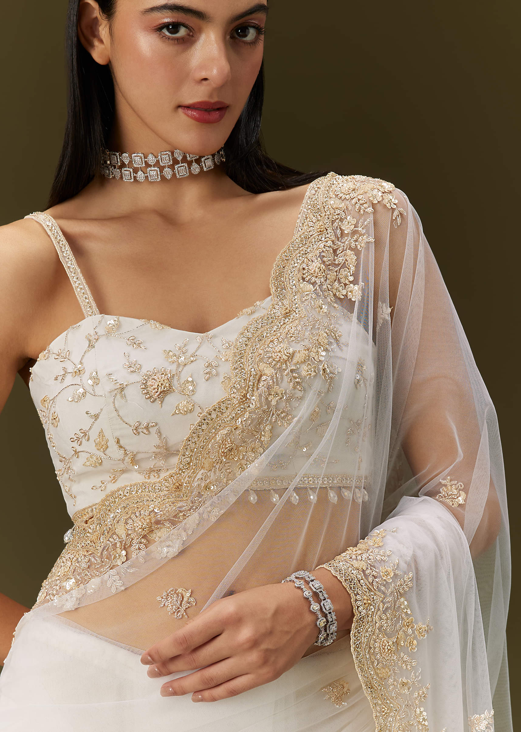 white-net-saree-with-all-over-embroidery-sg309661-2_c4d02403-3d1a-4376-98e6-a24b457a1571.jpg