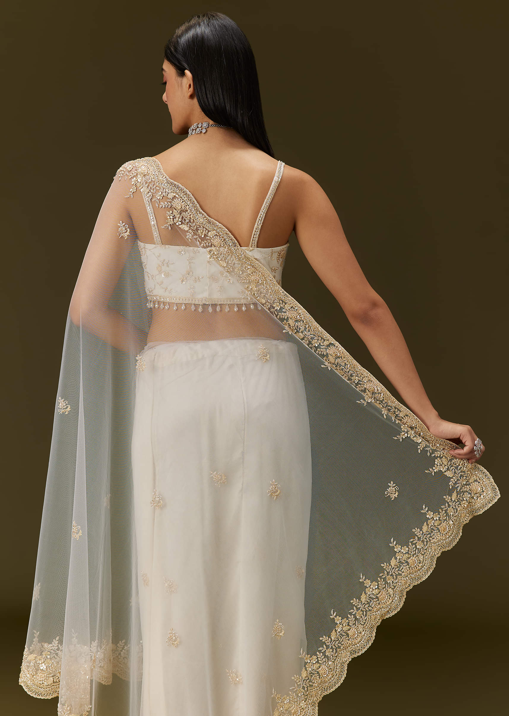 white-net-saree-with-all-over-embroidery-sg309661-6_044c4e7c-8b5e-42d6-b267-db5b9a49fc2a.jpg