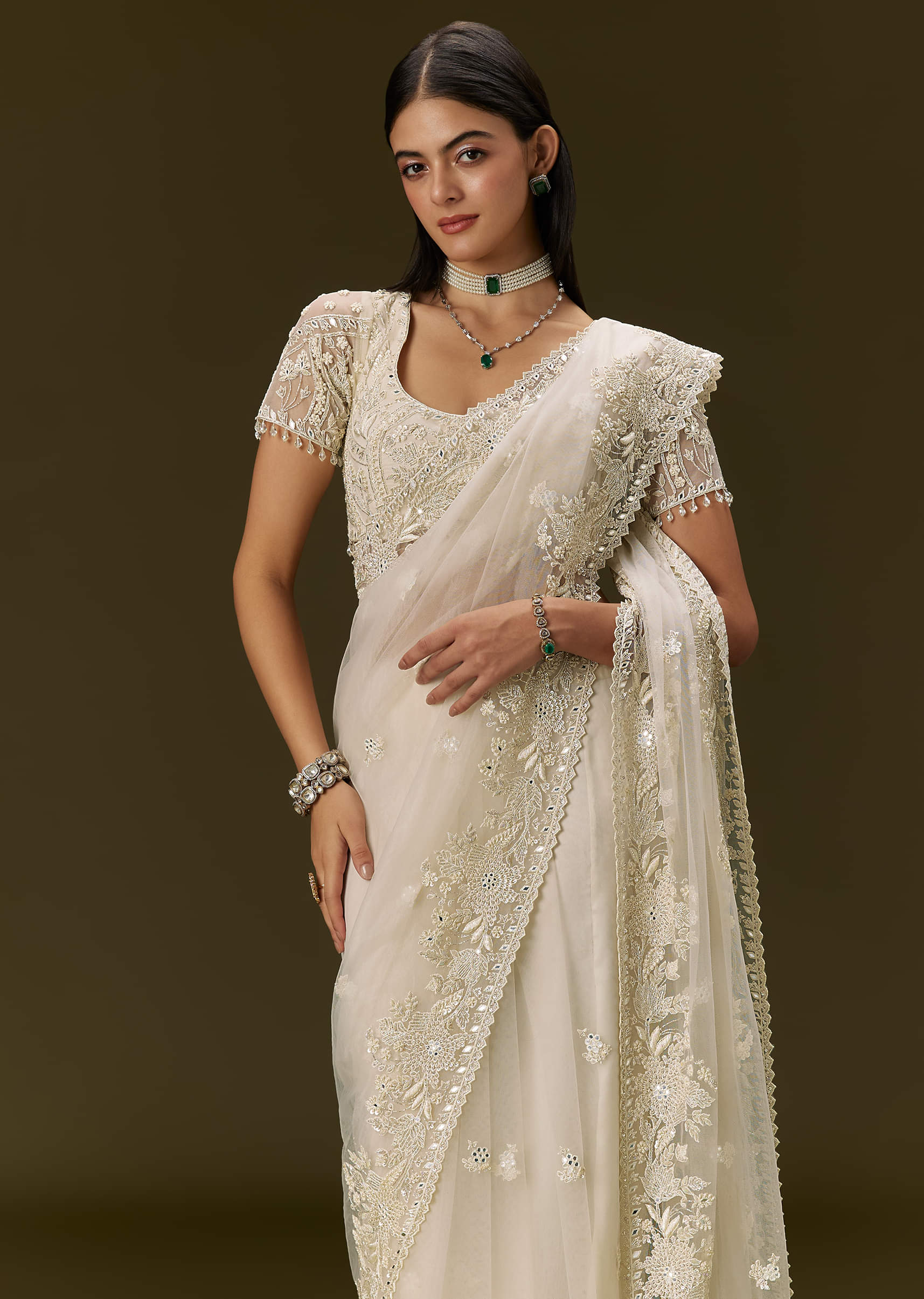 white-net-saree-with-all-over-heavy-embroidery-sg309658-5_9653d20d-ffc6-44de-8951-104d3c425fc3.jpg