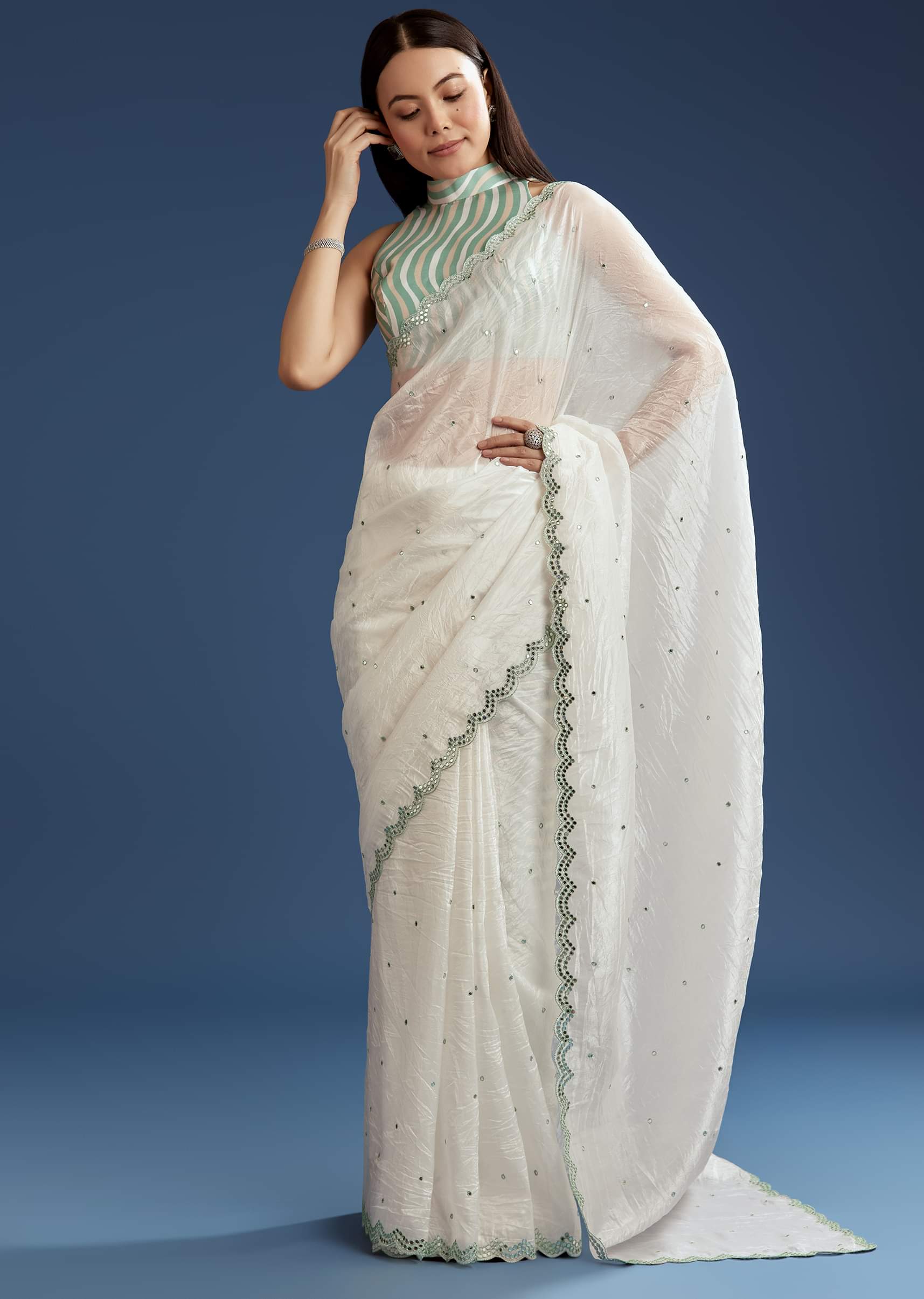 white-tissue-saree-with-contrast-border-sg299438-5_c8ff8173-098d-438a-b45a-807bd4d769f9.jpg