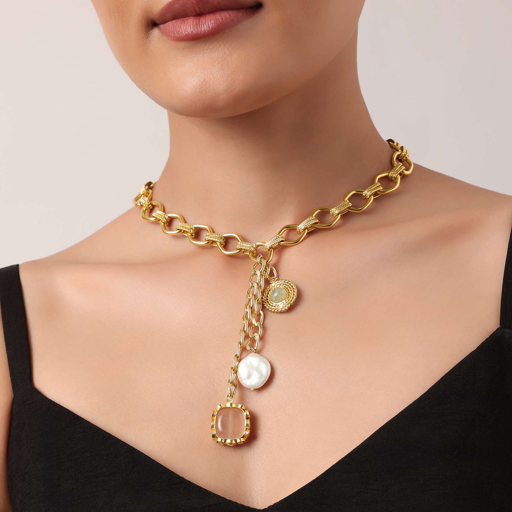 white_and_gold_finish_pendant_short_necklace_with_pearls-sg166087_3_7e706107-c043-4fa6-b10f-99244a633f48.jpg