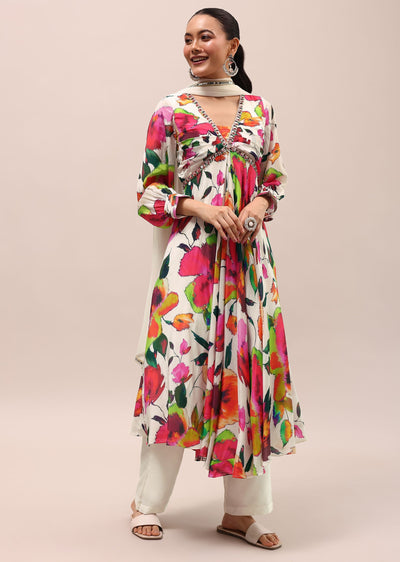 white_embroidered_silk_kurta_set_with_dupatta-sg235233_6_d2e89a02-37bc-4222-9260-4eb853fa1860.jpg