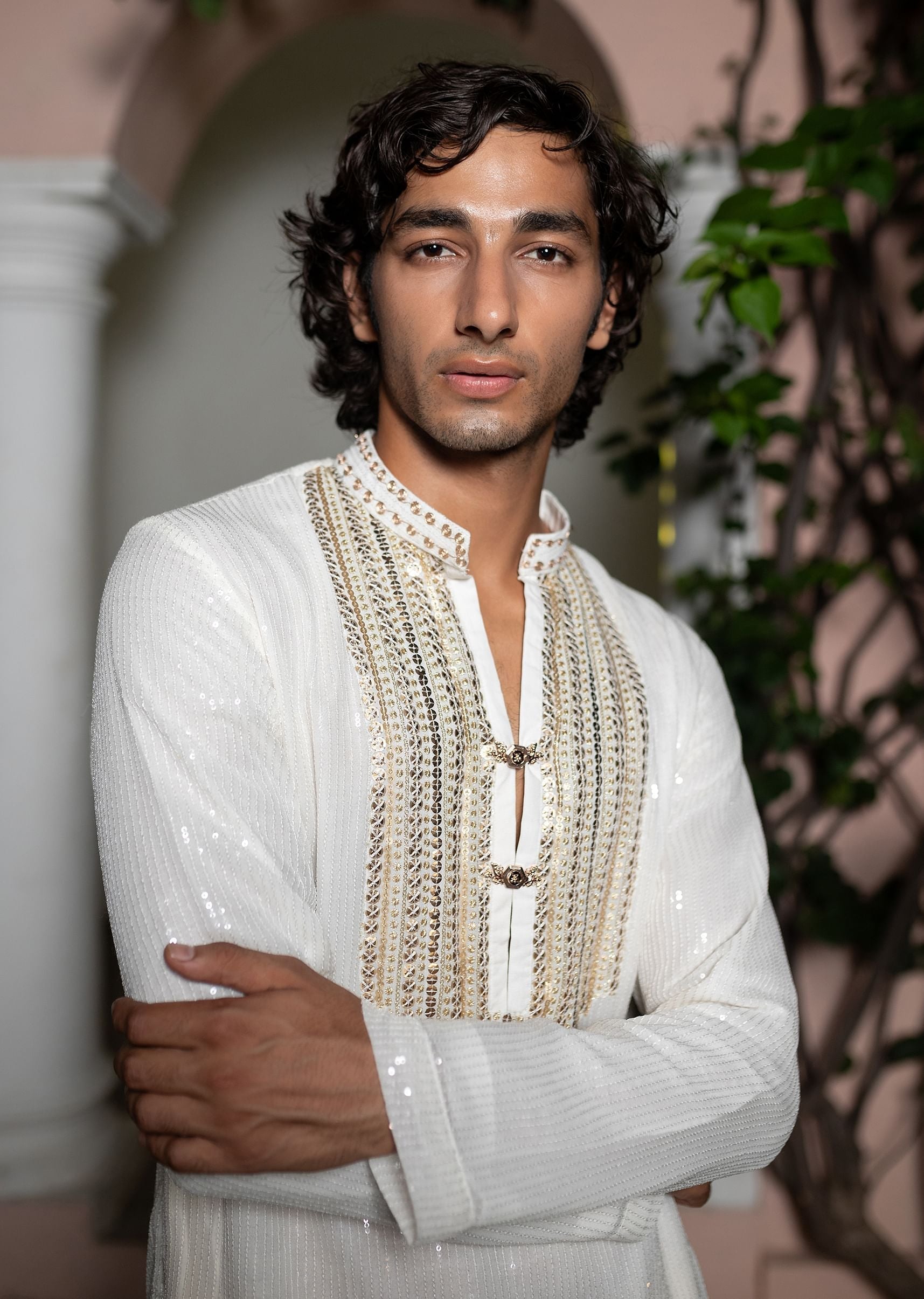 white_gold_sequin_kurta_with_loose-sg233668_6_bfdcd9d2-9656-42b0-ad4c-7ab139ffdd21.jpg