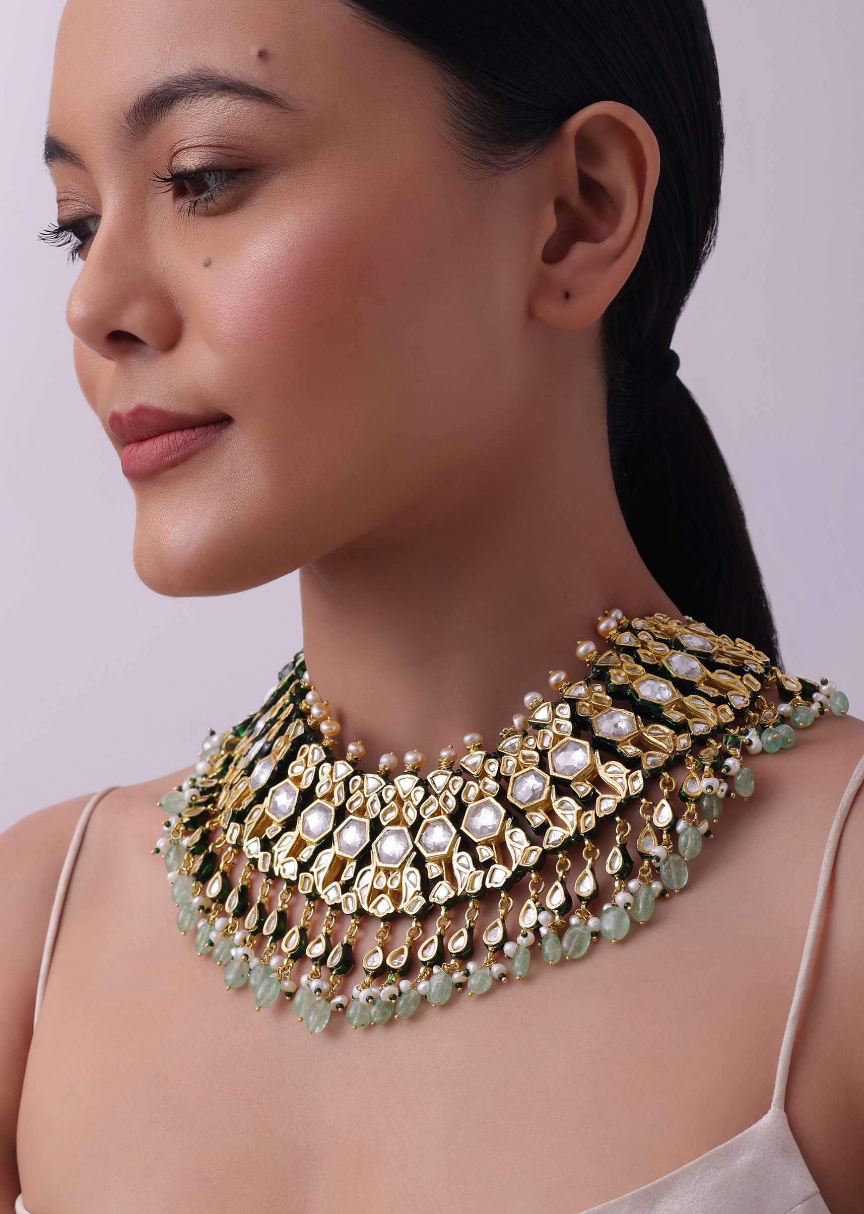 white_kundan_choker-sg173600_7_721c5d05-2f64-44f6-9fc3-4be8f0169cb2.jpg