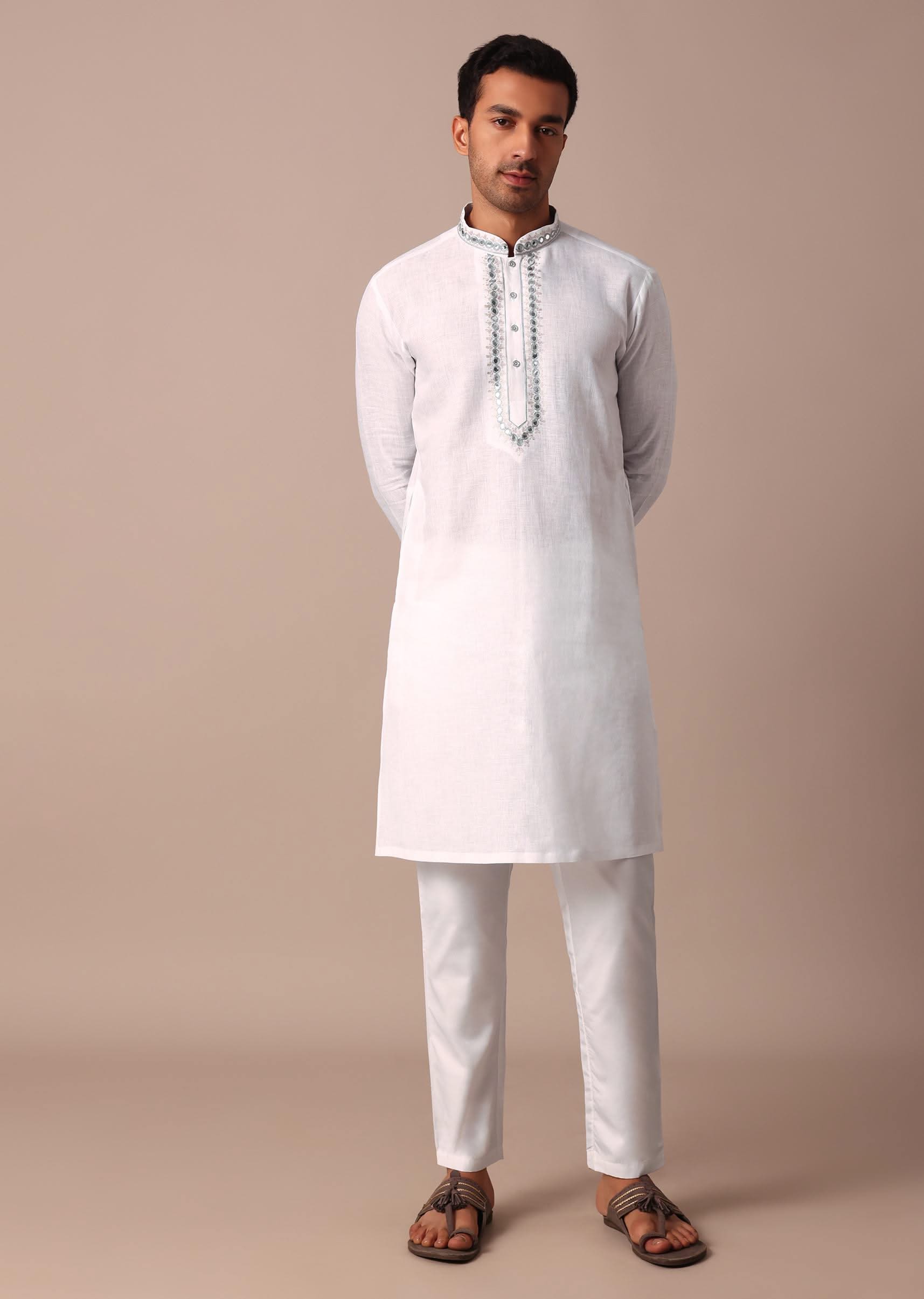 white_linen_kurta_with_thread_detail_yoke-sg214952_8_0e425dfe-8acc-4bd4-85c4-c0d0b4293359.jpg