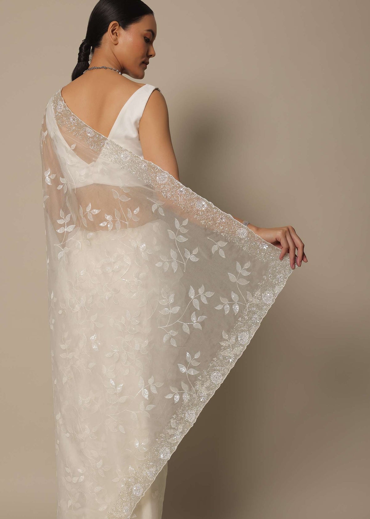 white_organza_saree_with_floral_sequin_work-sg187141_3_11302302-7a6a-4a96-b394-3ad8d33066d8.jpg