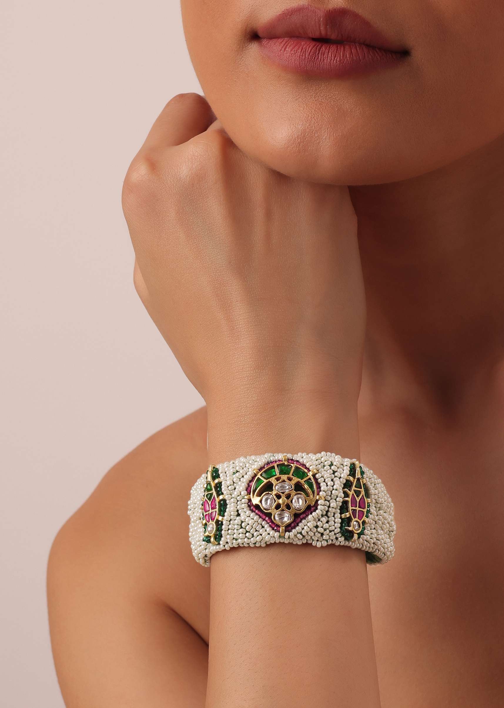 white_rajasthani_ponchi_bracelet_with_studded_kundan_and_enamel_work-sg183705_5_ce89b0e2-4199-443a-a4b7-362e3b2526d4.jpg