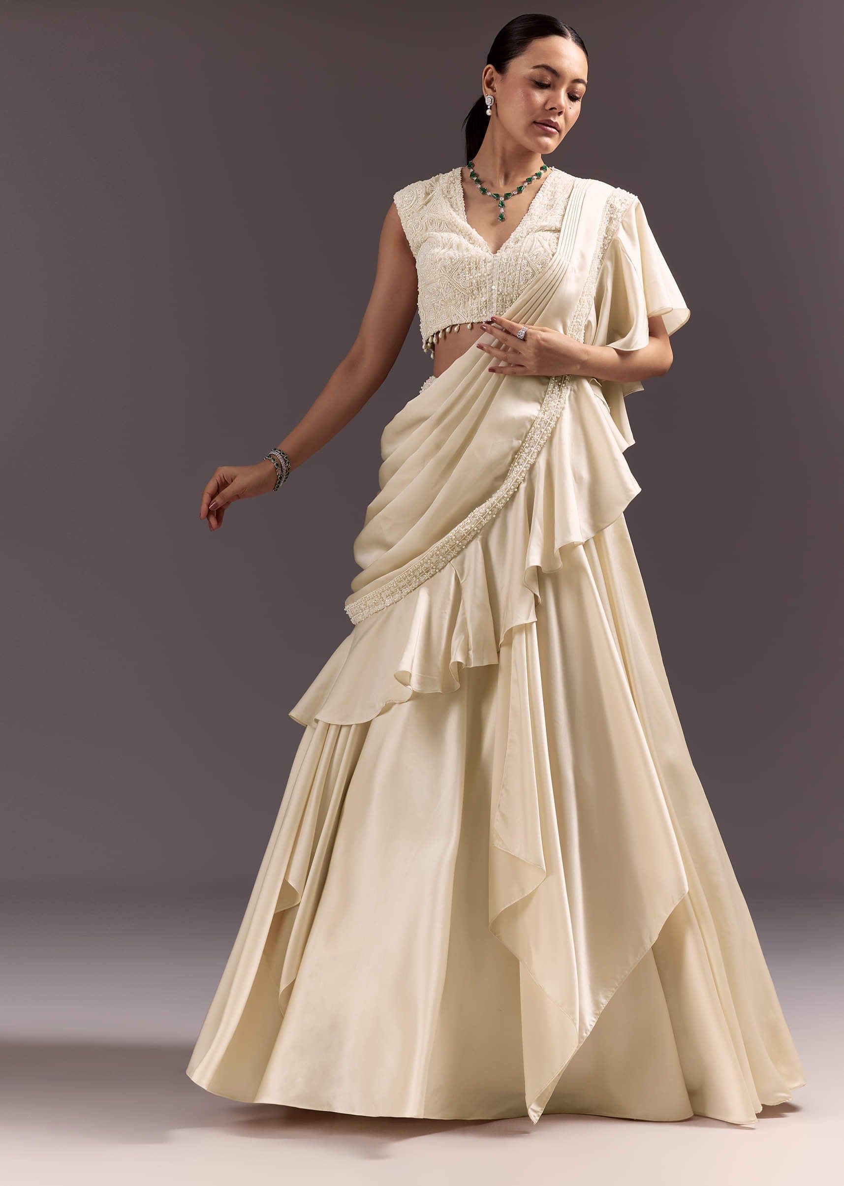 white_satin_frill_style_saree_with-sg328417-1-nosto_5_3b80872c-7edf-4745-809a-83f9fda7f07f.jpg