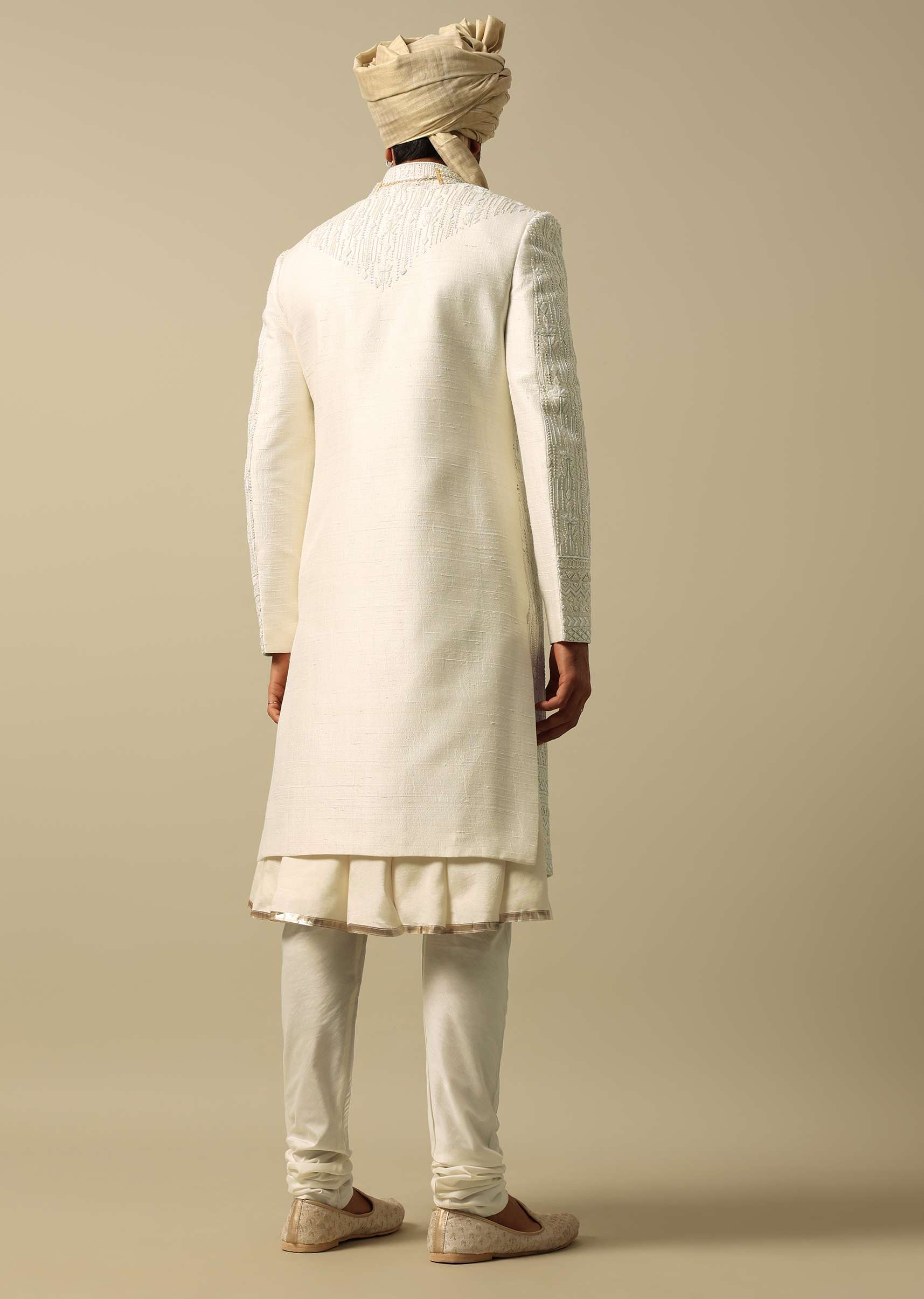 white_sherwani_with_exquisite_heavy_embroidery-sg195280_3_5caa188b-aa3f-4bc0-be3c-dc65a636d76e.jpg