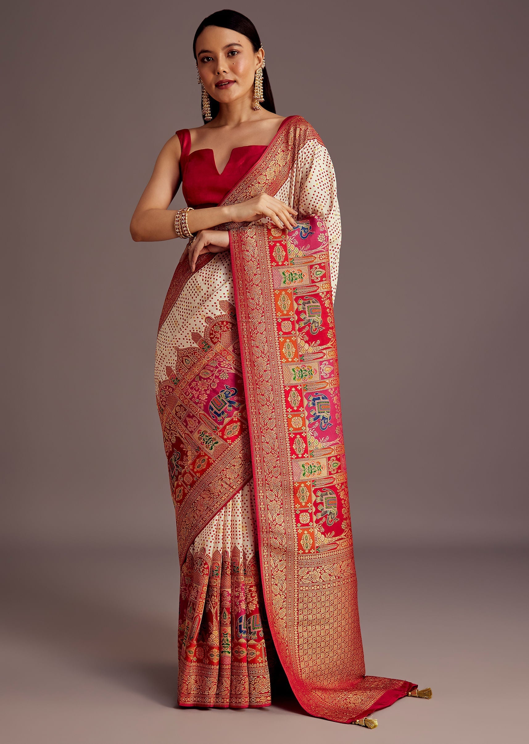white_silk_saree_with_booti_work-sg270785_15_f326dfc1-406e-480f-a613-3b50c7312f0c.jpg