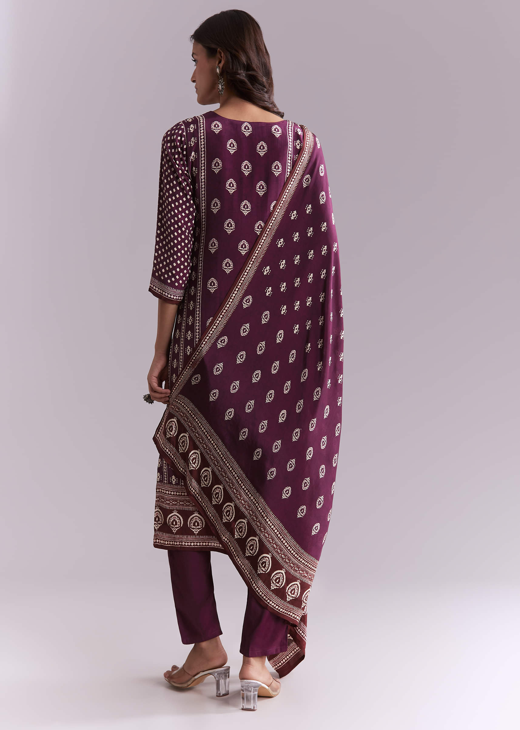 wine-crepe-kurta-set-with-indie-print-and-moti-work-sg337162-5.jpg