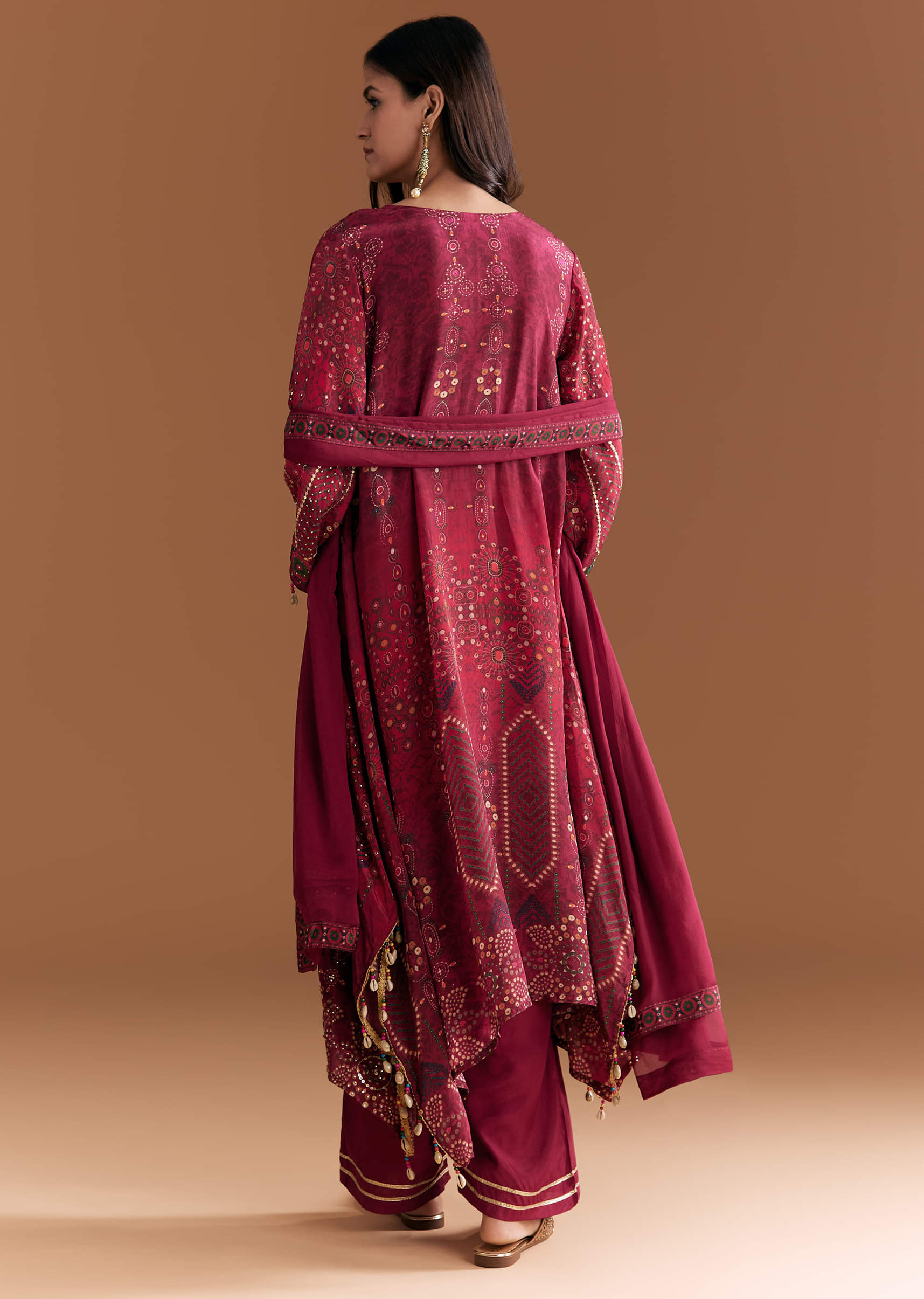 wine-crepe-printed-kurta-set-with-stone-work-5.jpg
