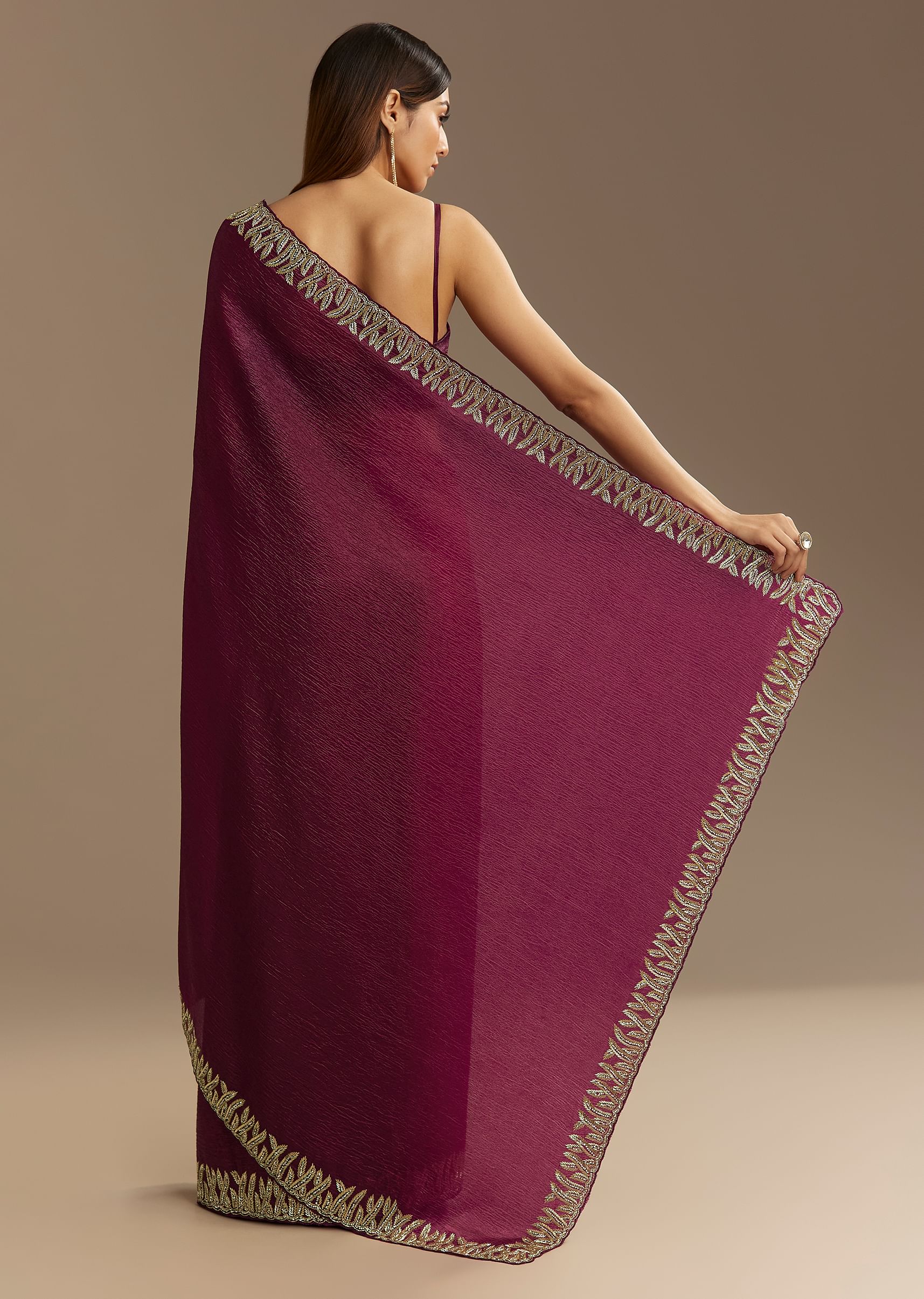 wine-crushed-tissue-saree-with-cutdana-and-stone-embroidery-sg294661-7_90aaccc4-6a17-4acc-ab0b-1dc0cfe5ab96.jpg