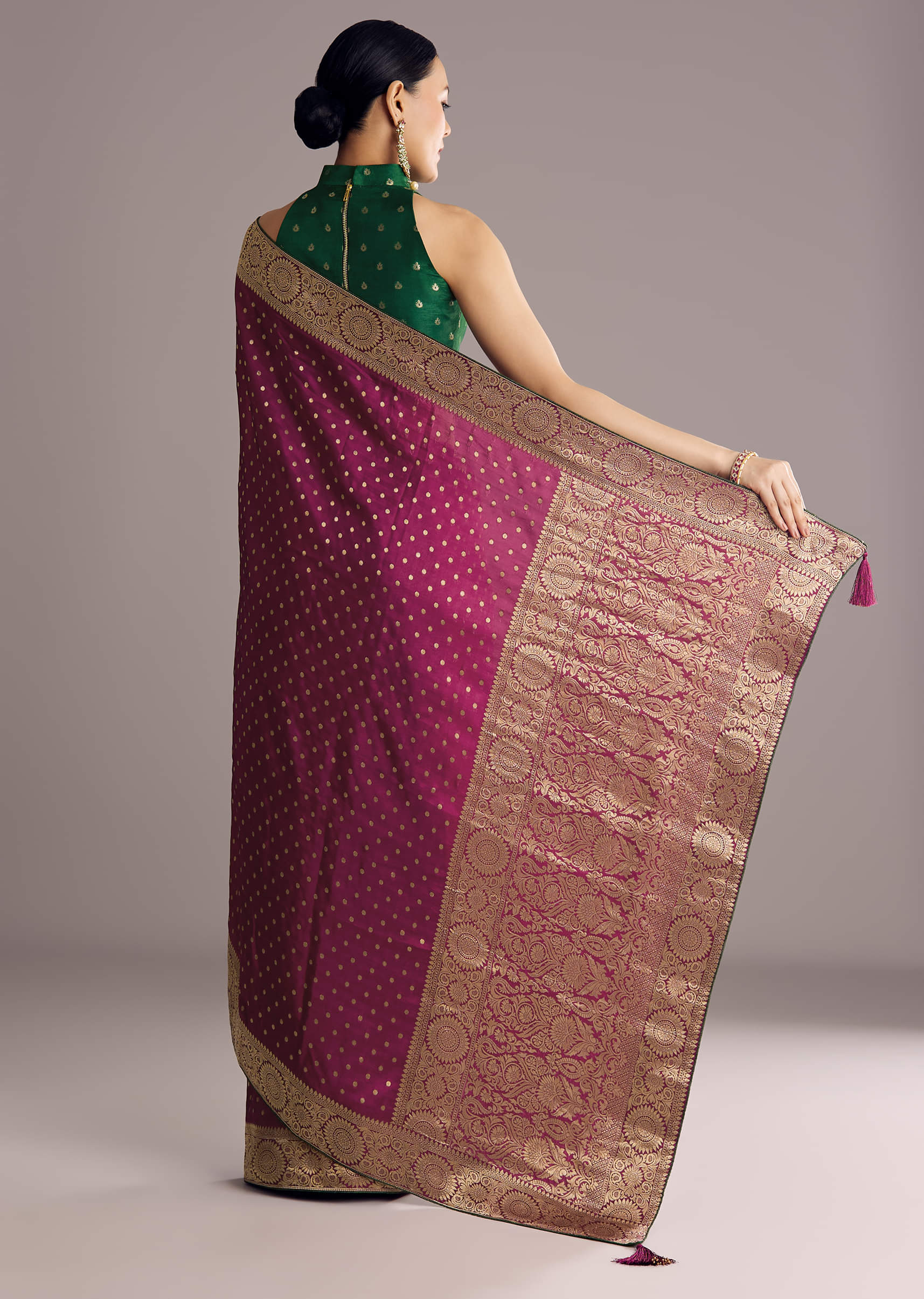 wine-dola-silk-saree-with-butti-work-and-floral-border-sg311867-4_3c91e8f1-26c9-4cd9-bb01-c042d6f7e79f.jpg