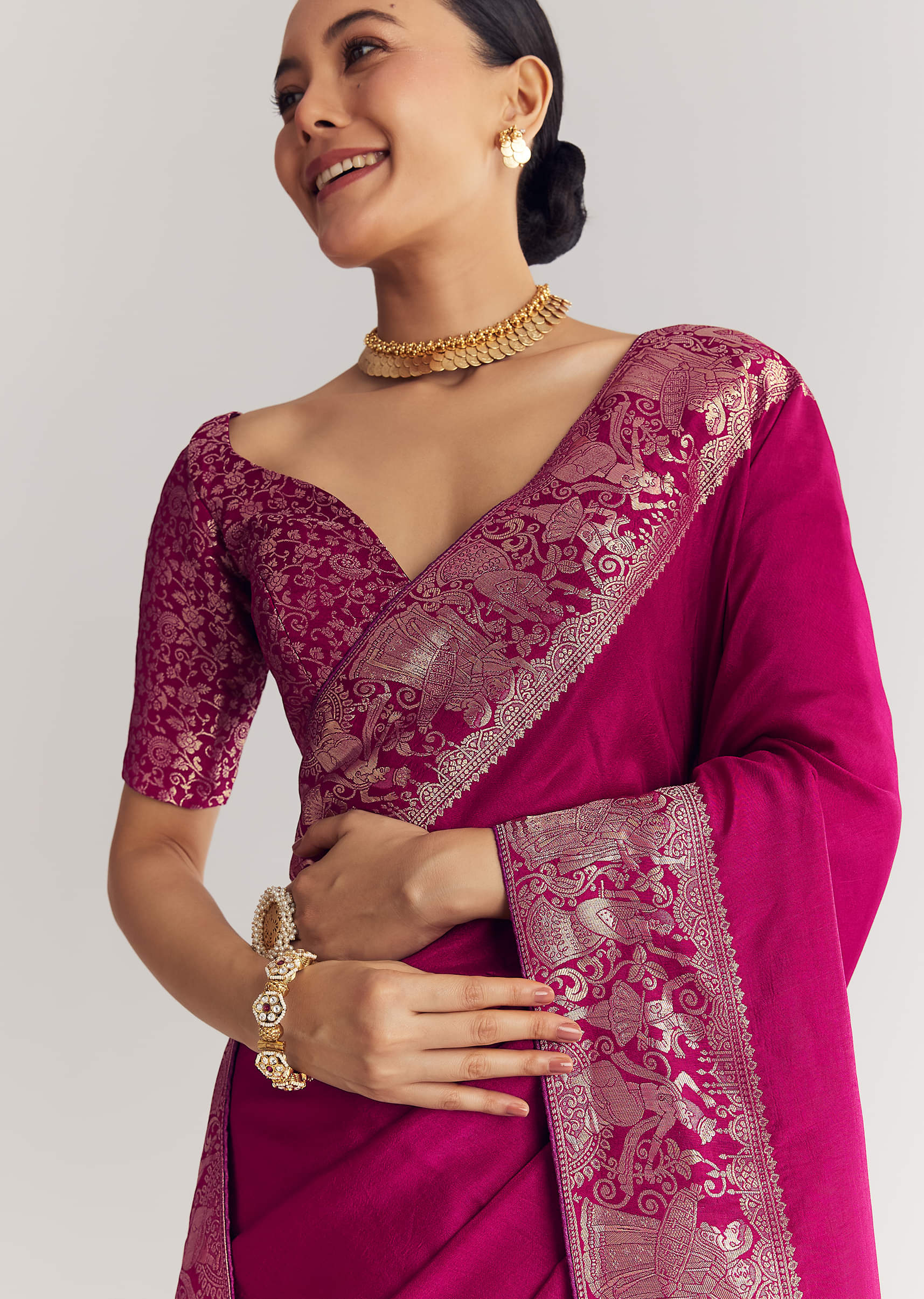 wine-dola-silk-saree-with-zari-motifs-sg311859-2_aec5467a-5d41-47dd-abdc-4f63ca258ede.jpg