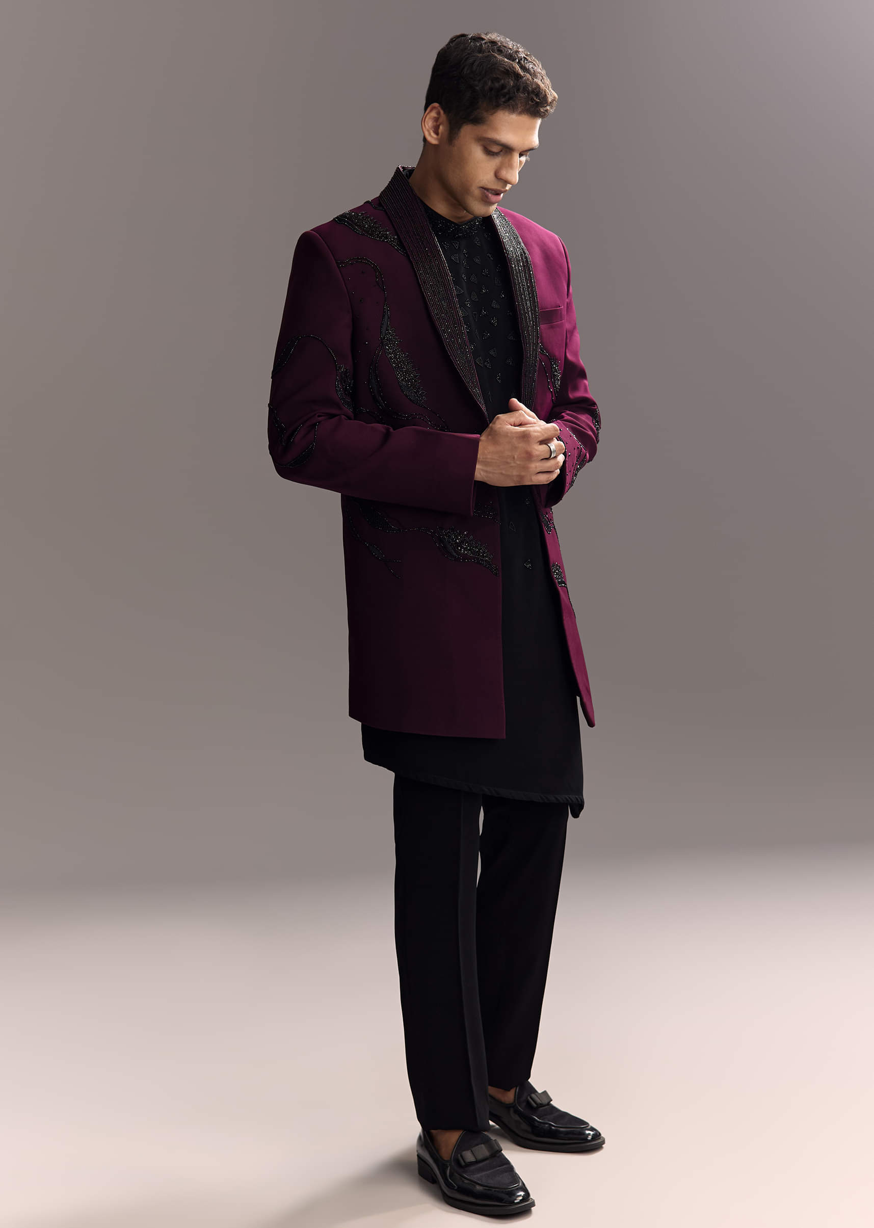 wine-indo-western-set-for-men-with-heavy-hand-work-sg327535-1.jpg