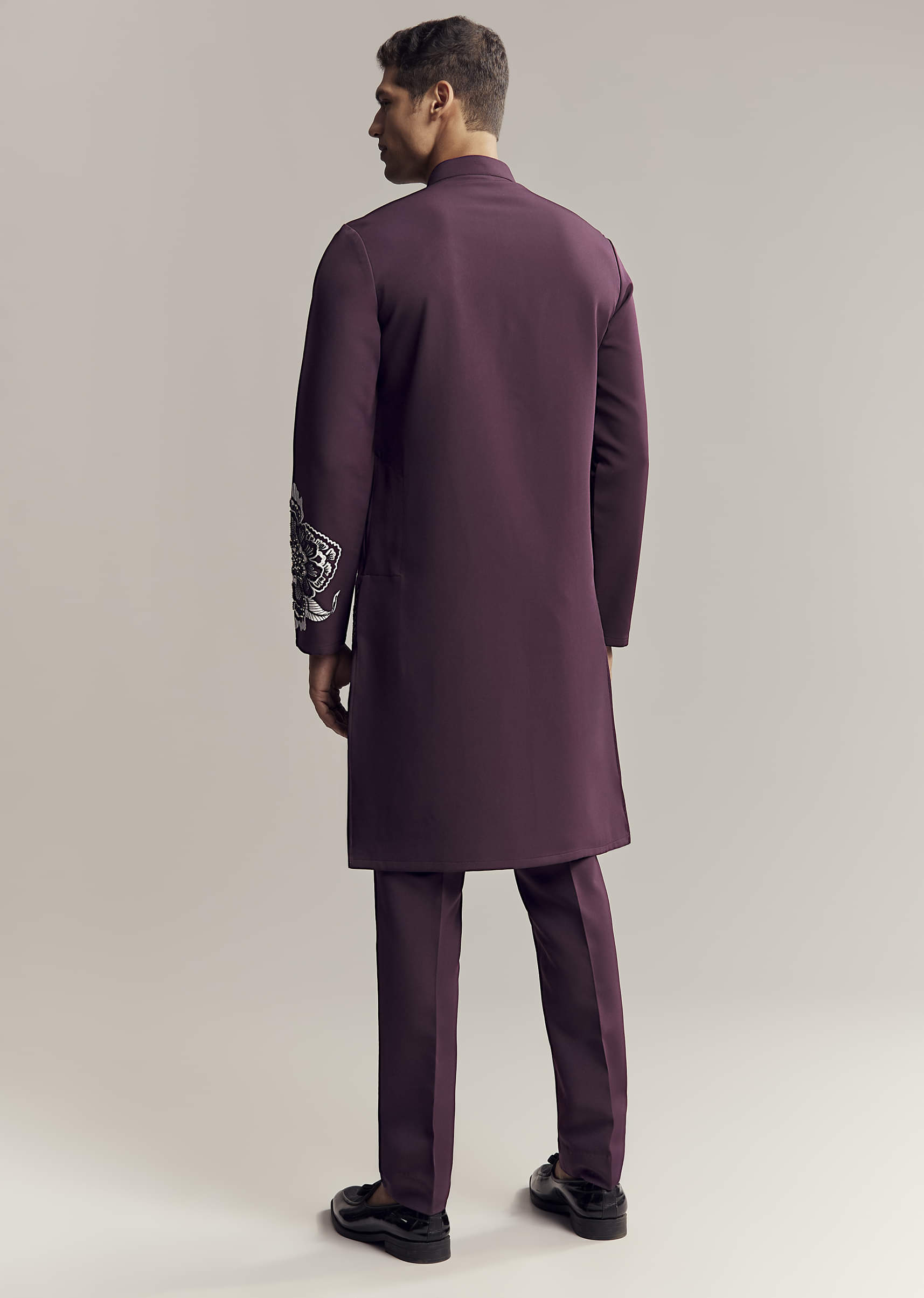 wine-kurta-set-for-men-with-floral-print-and-beads-work-on-suiting-fabric-sg350144-5.jpg